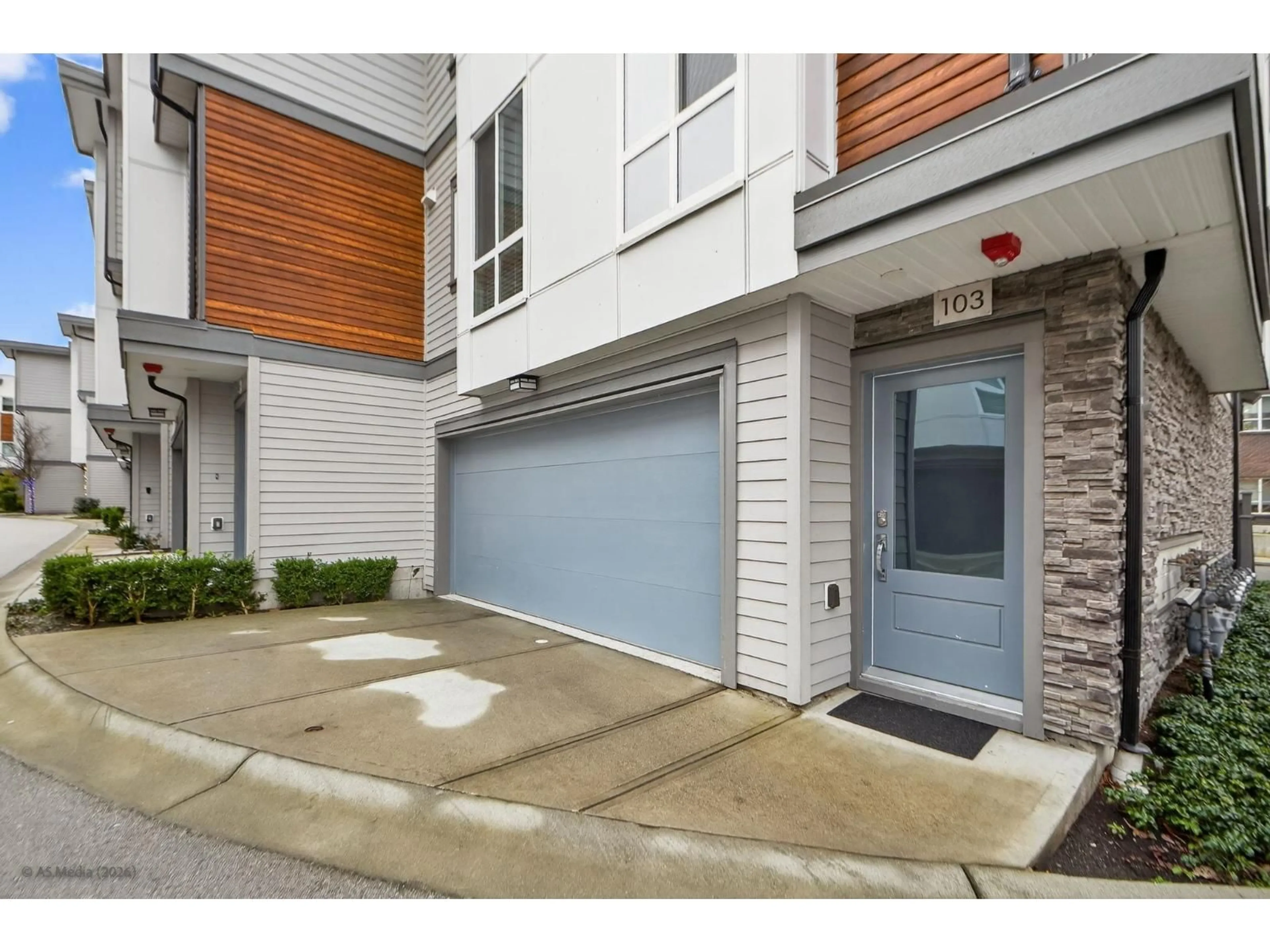 Unknown for 103 - 7947 209 STREET, Langley British Columbia V1M3W6