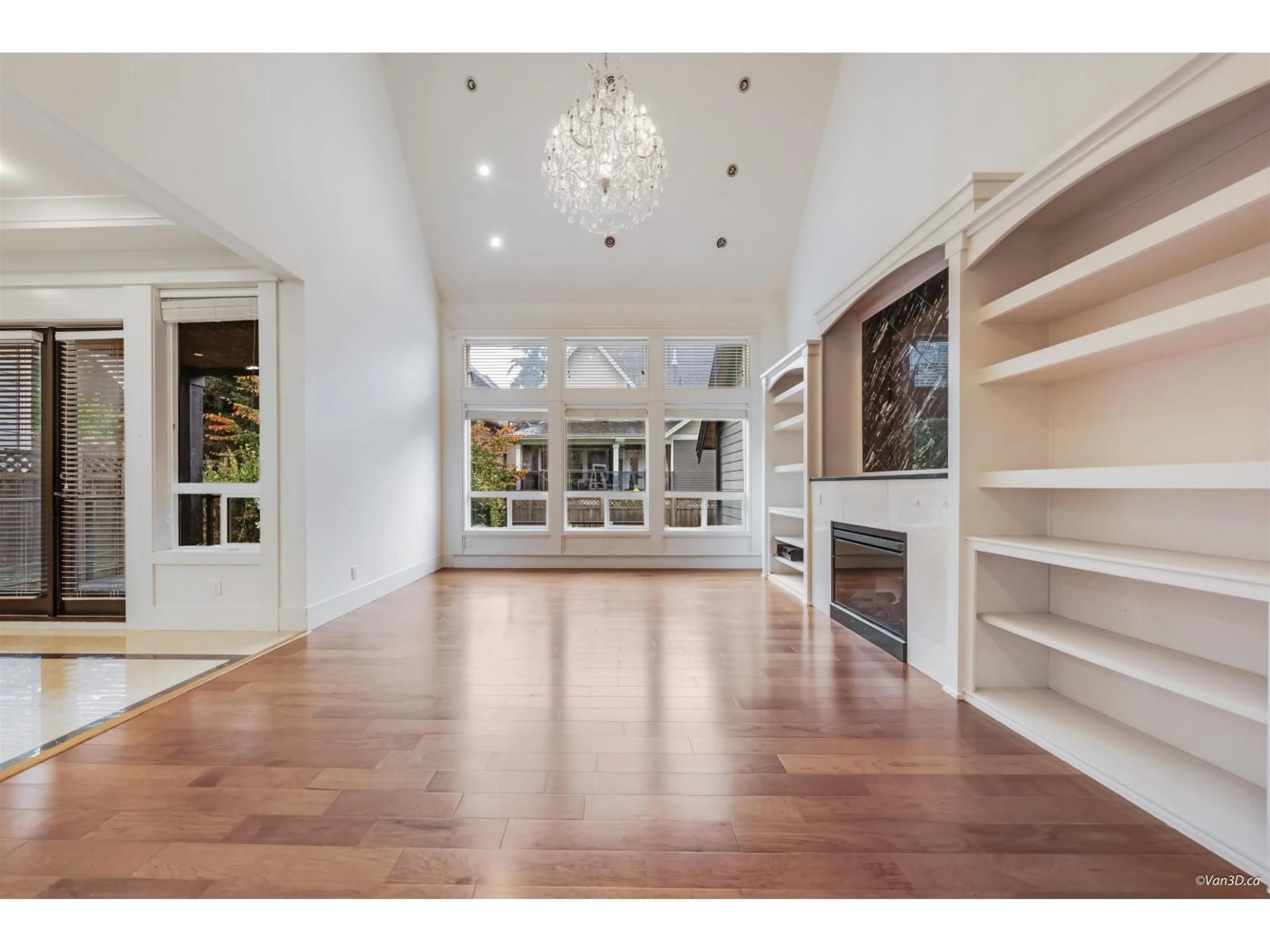 Indoor entryway for 2798 161 STREET, Surrey British Columbia V3Z3W1