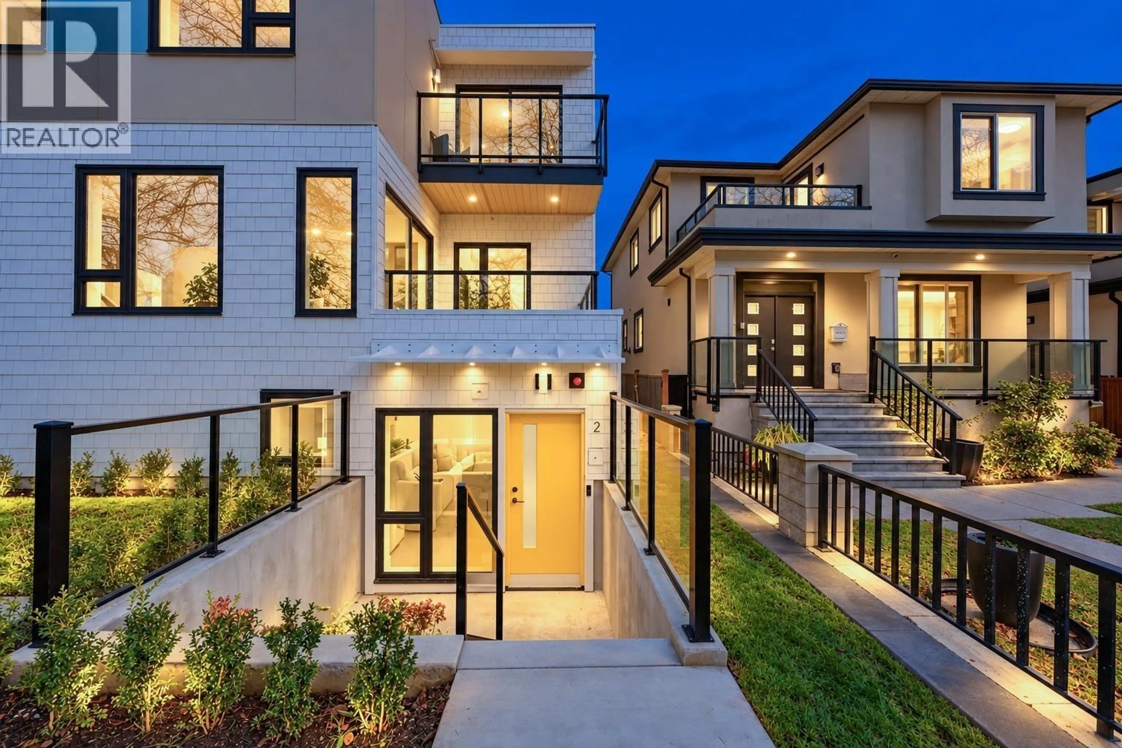 Unknown for 2 - 3391 PRICE STREET, Vancouver British Columbia V5R5P8