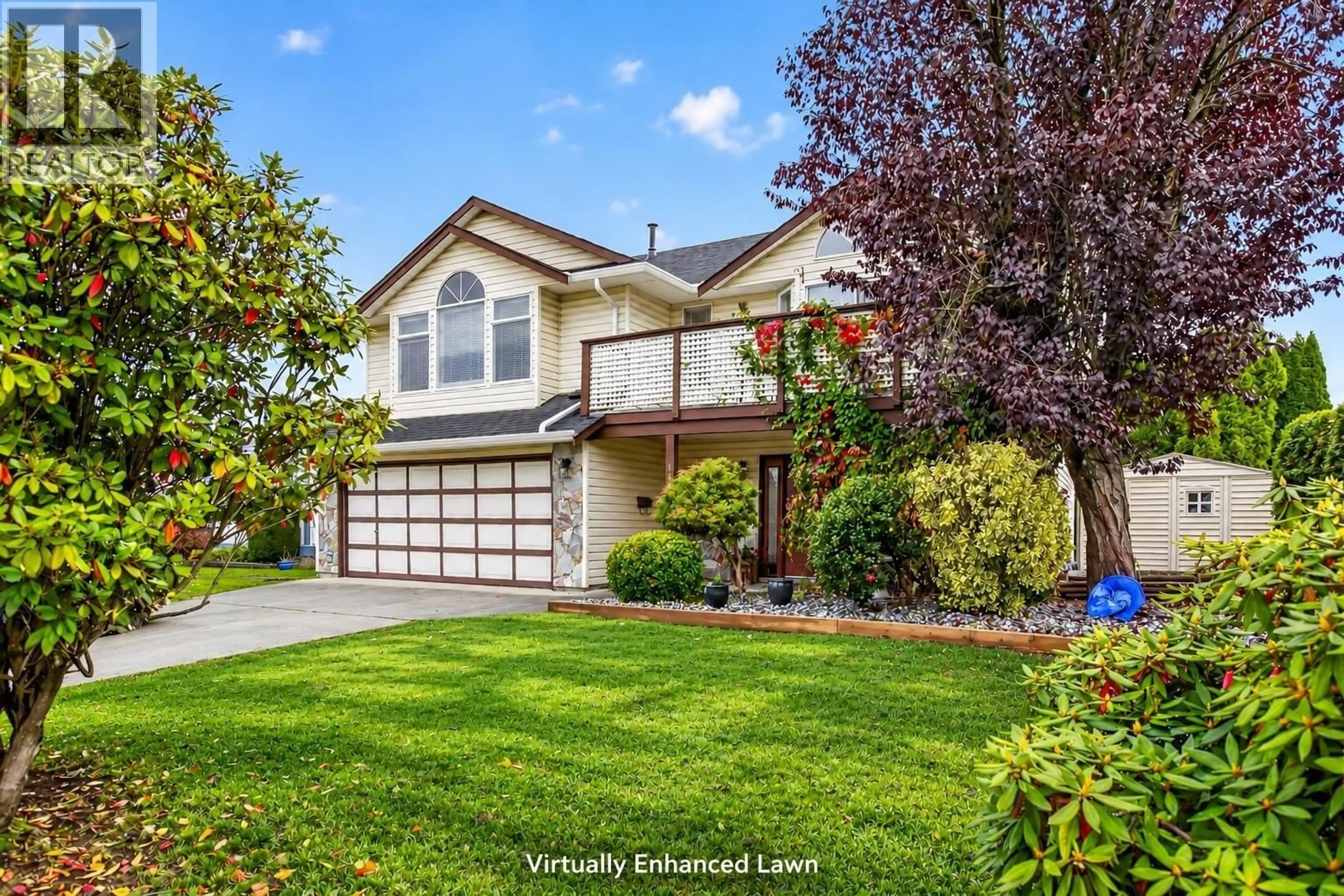 Home with vinyl exterior material, street for 18862 CHARNLEY COURT, Pitt Meadows British Columbia V3Y2K7