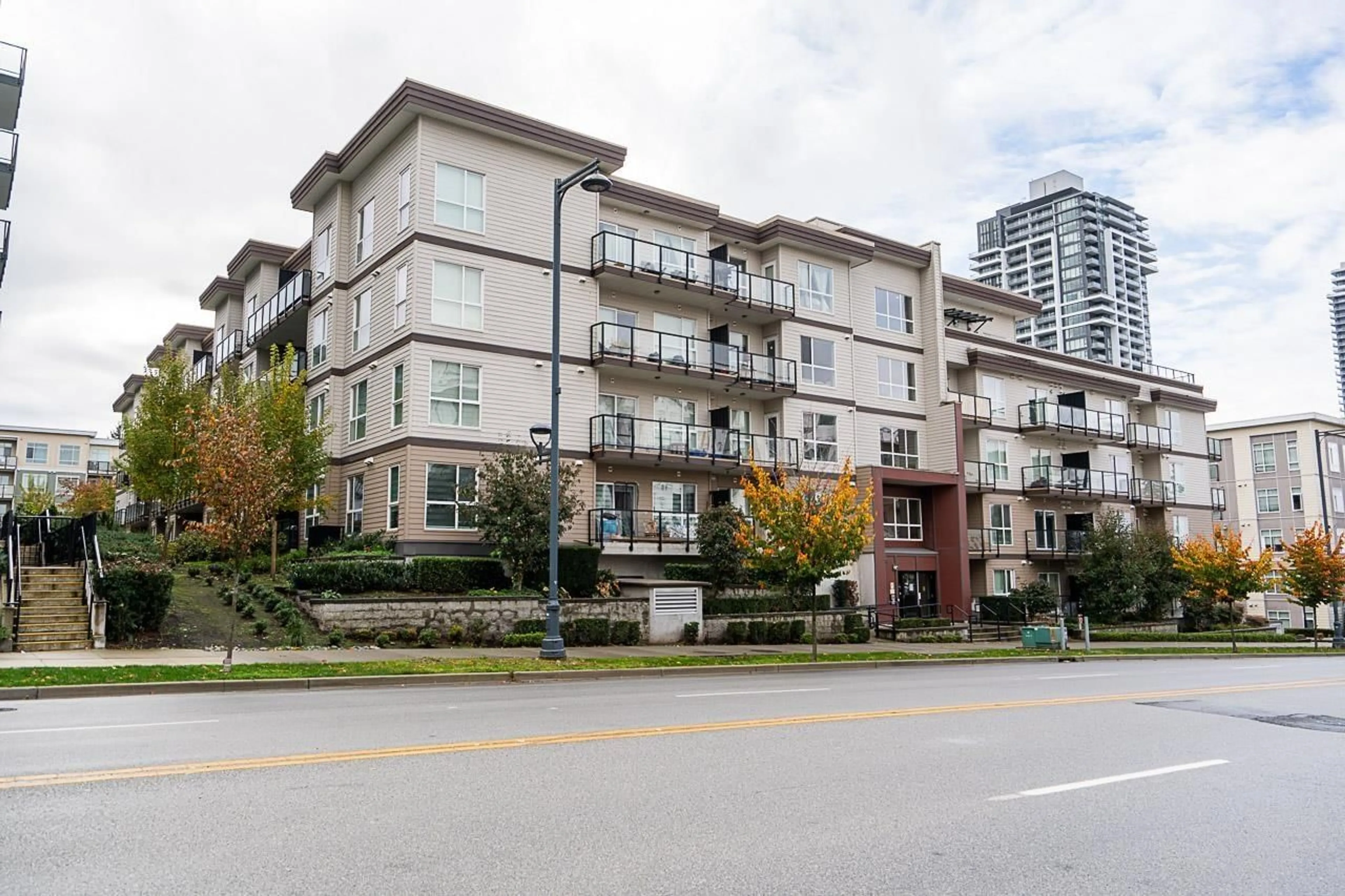 Patio, street for 403 - 13768 108 AVE, Surrey British Columbia V3T0L9