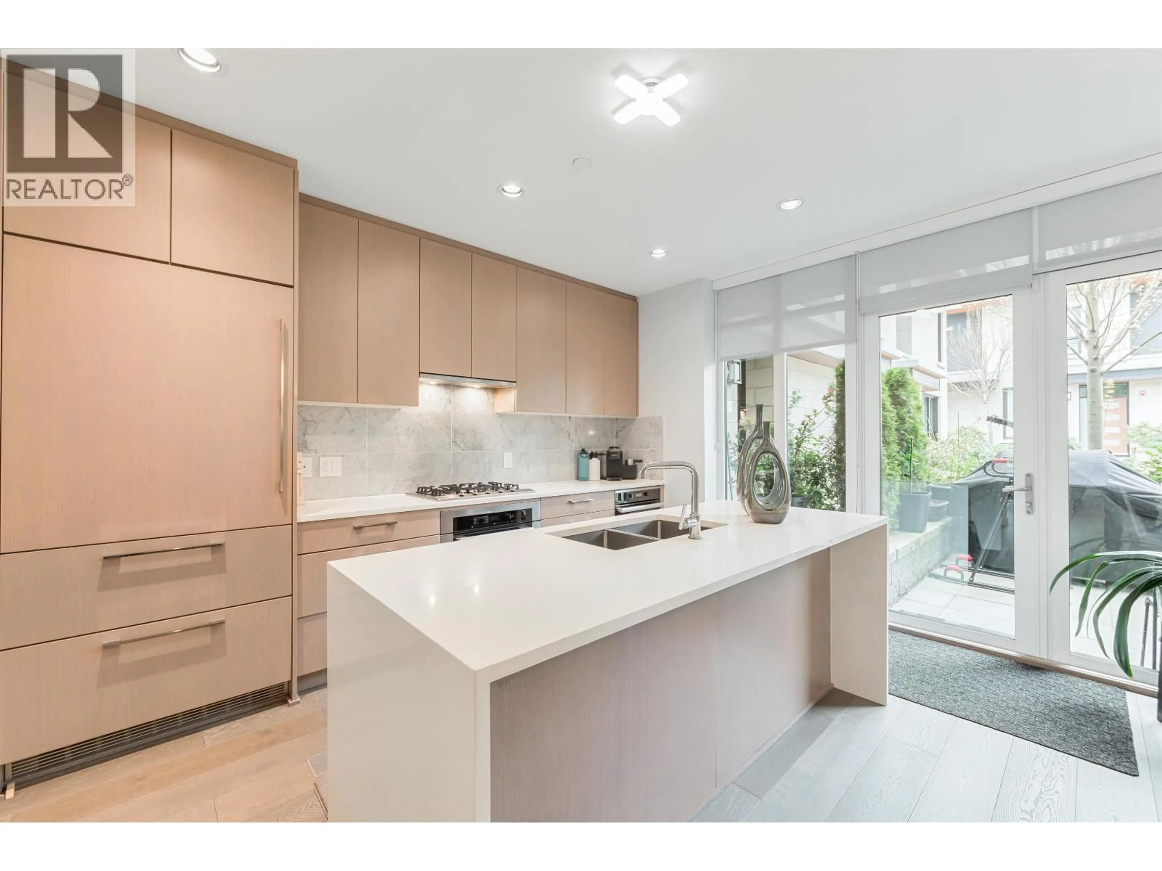 Open concept kitchen, unknown for 5336 UNIVERSITY BOULEVARD, Vancouver British Columbia V6T0C8