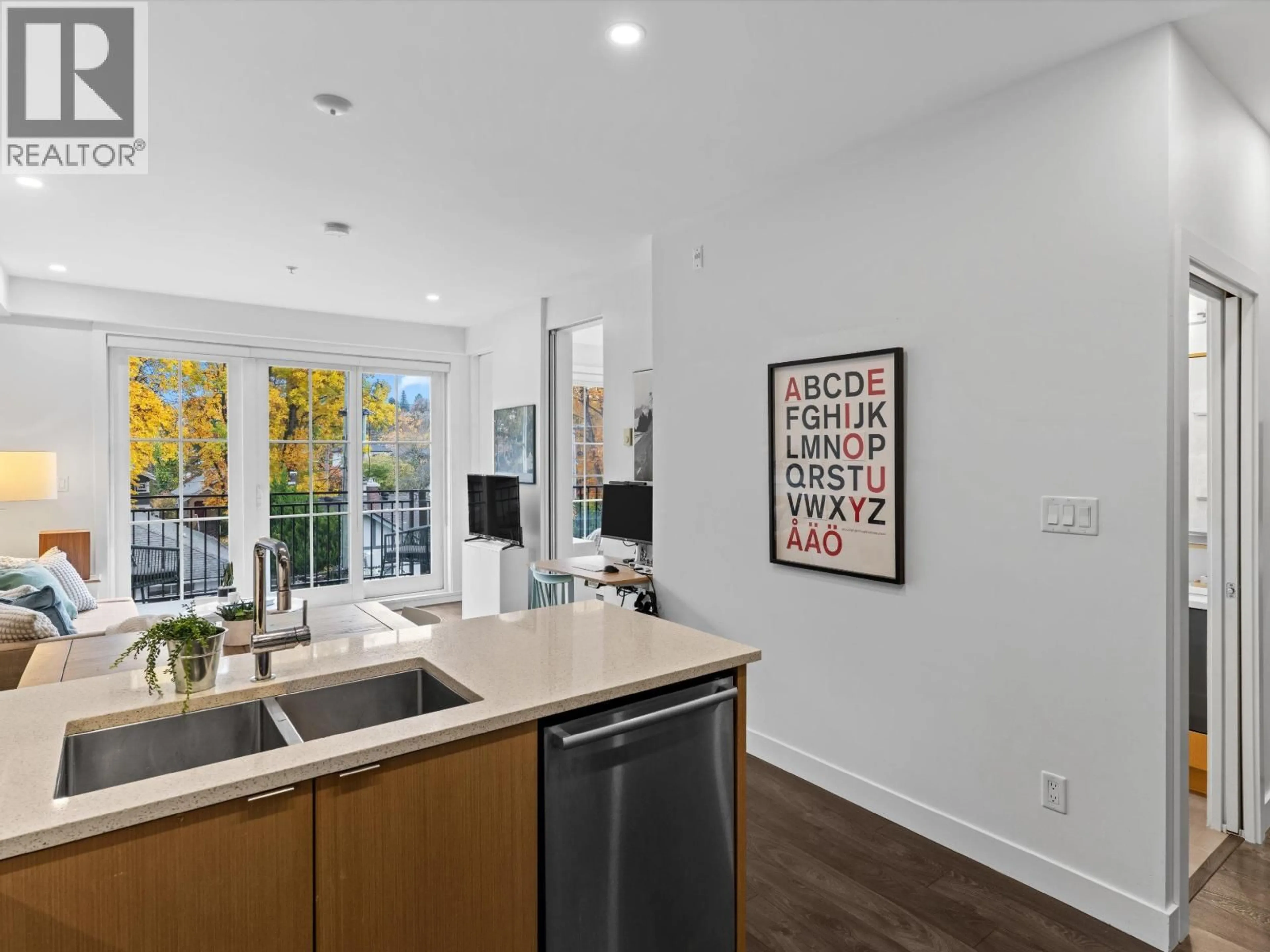 Open concept kitchen, unknown for 302 - 2528 COLLINGWOOD STREET, Vancouver British Columbia V6R0C1