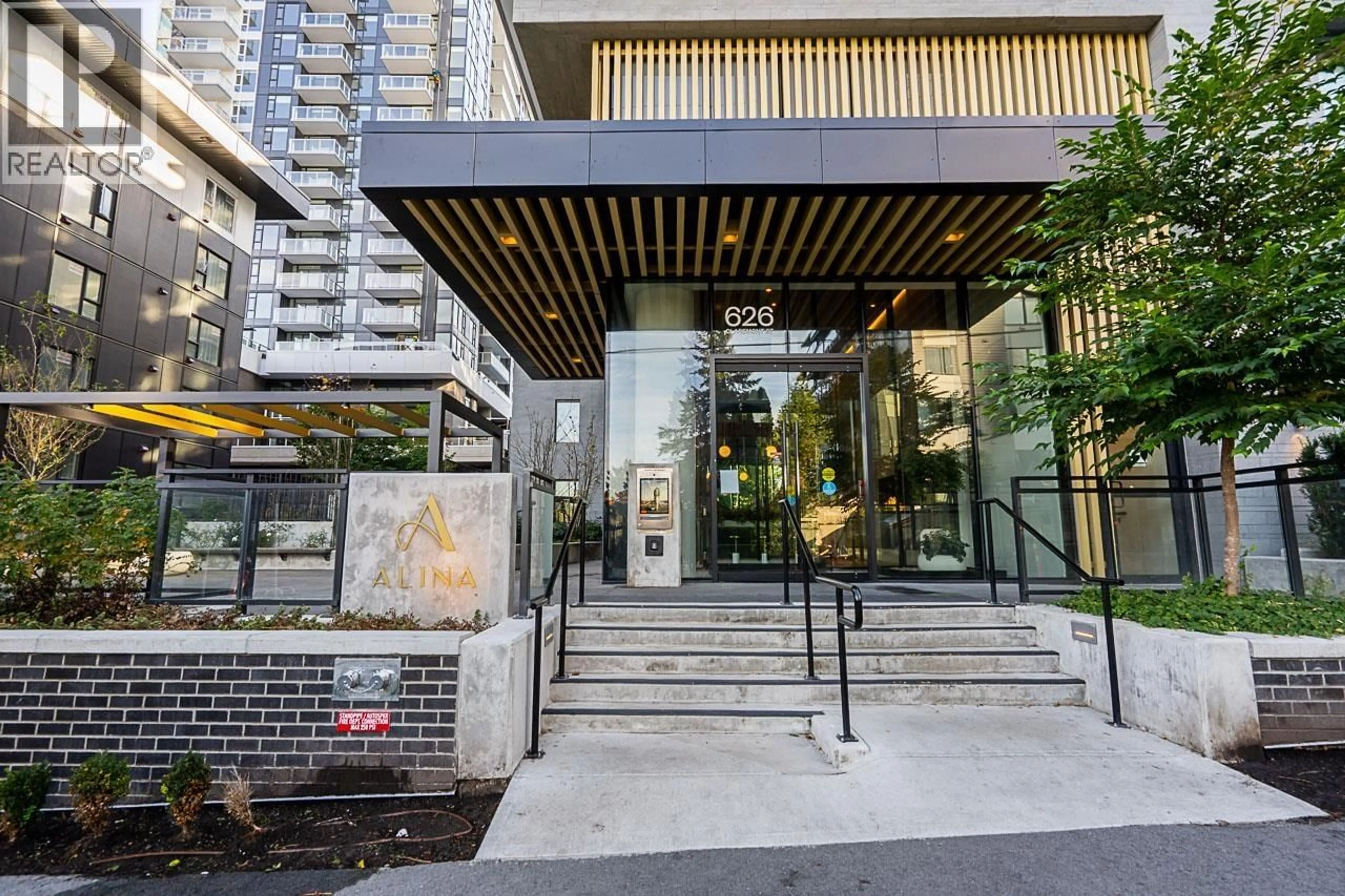 Unknown for 710 - 626 CLAREMONT STREET, Coquitlam British Columbia V3J0T1