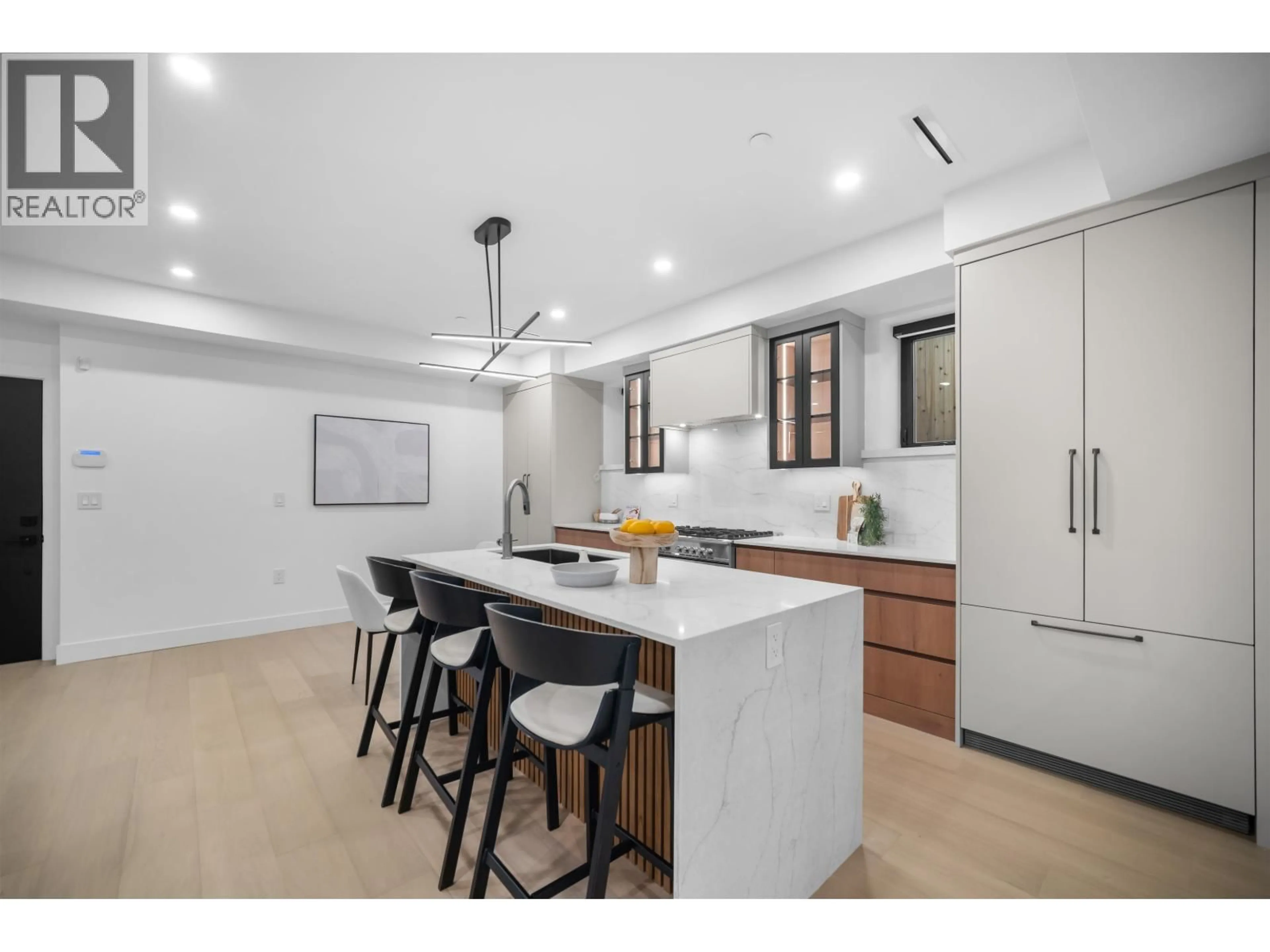 Open concept kitchen, unknown for 3 - 6879 QUEBEC STREET, Vancouver British Columbia V5X3G3