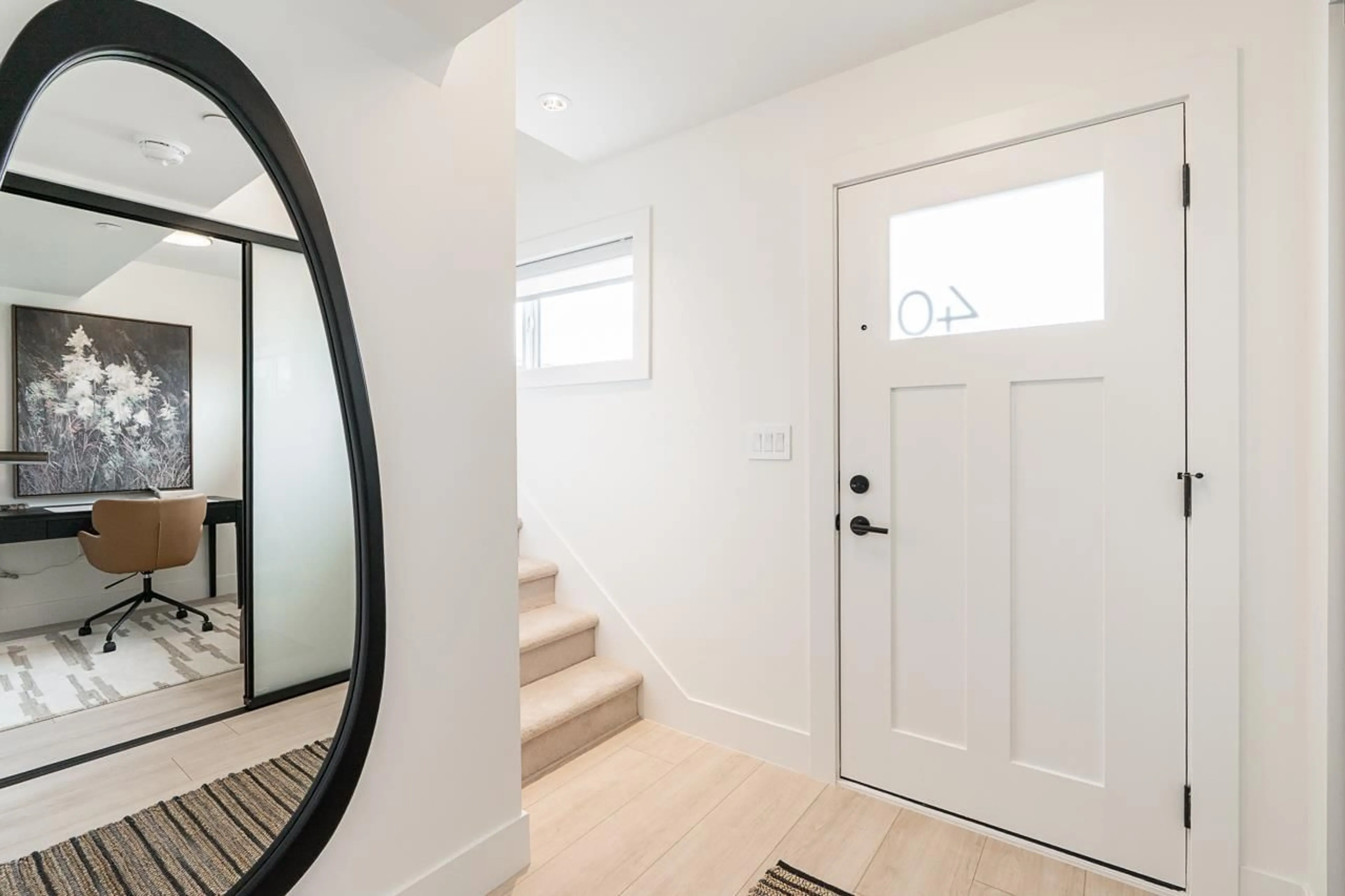 Indoor entryway for 40 - 20335 70A AVENUE, Langley British Columbia V2Y1S8
