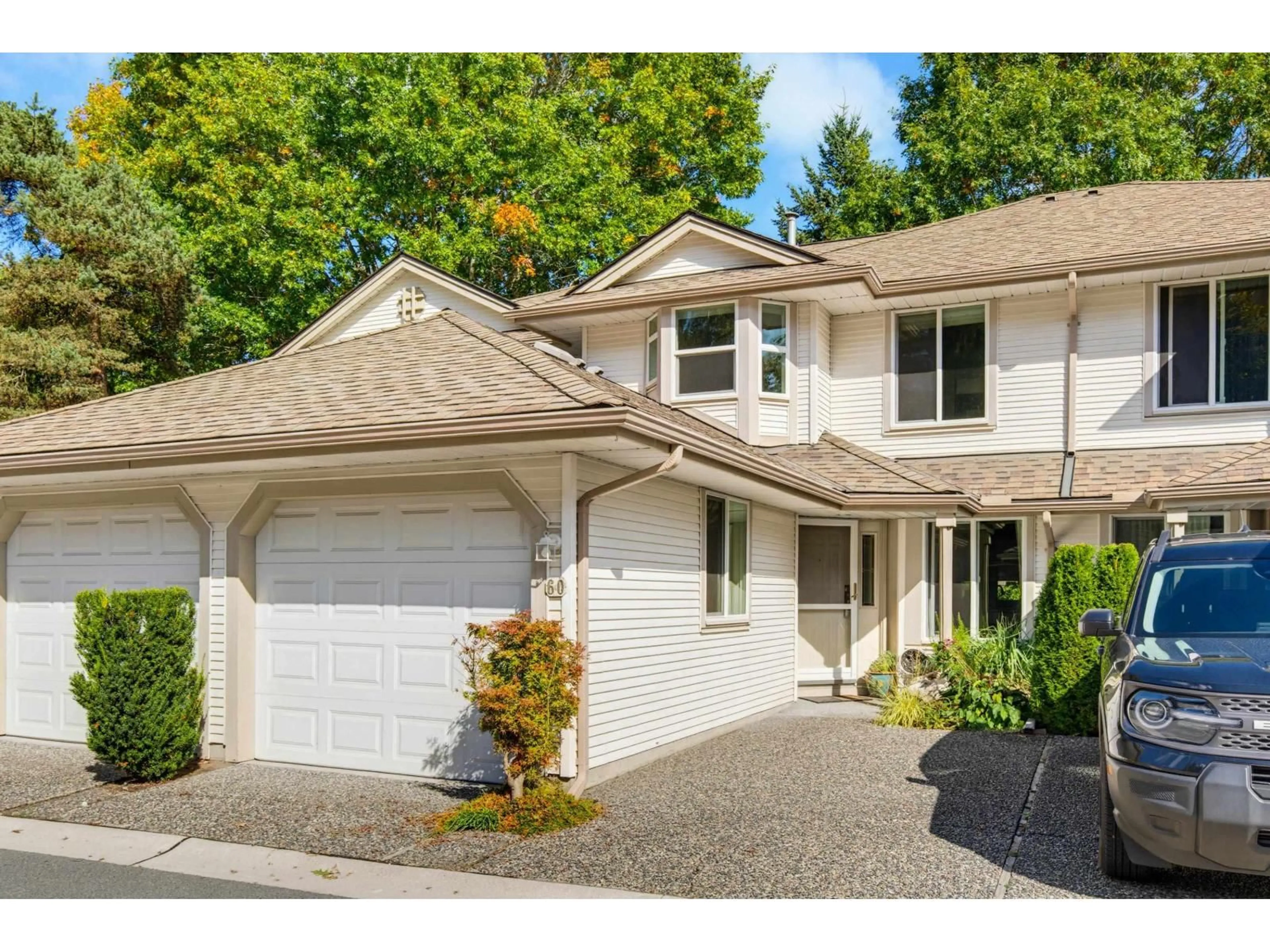 Home with vinyl exterior material, street for 60 - 9045 WALNUT GROVE DRIVE, Langley British Columbia V1M2E1