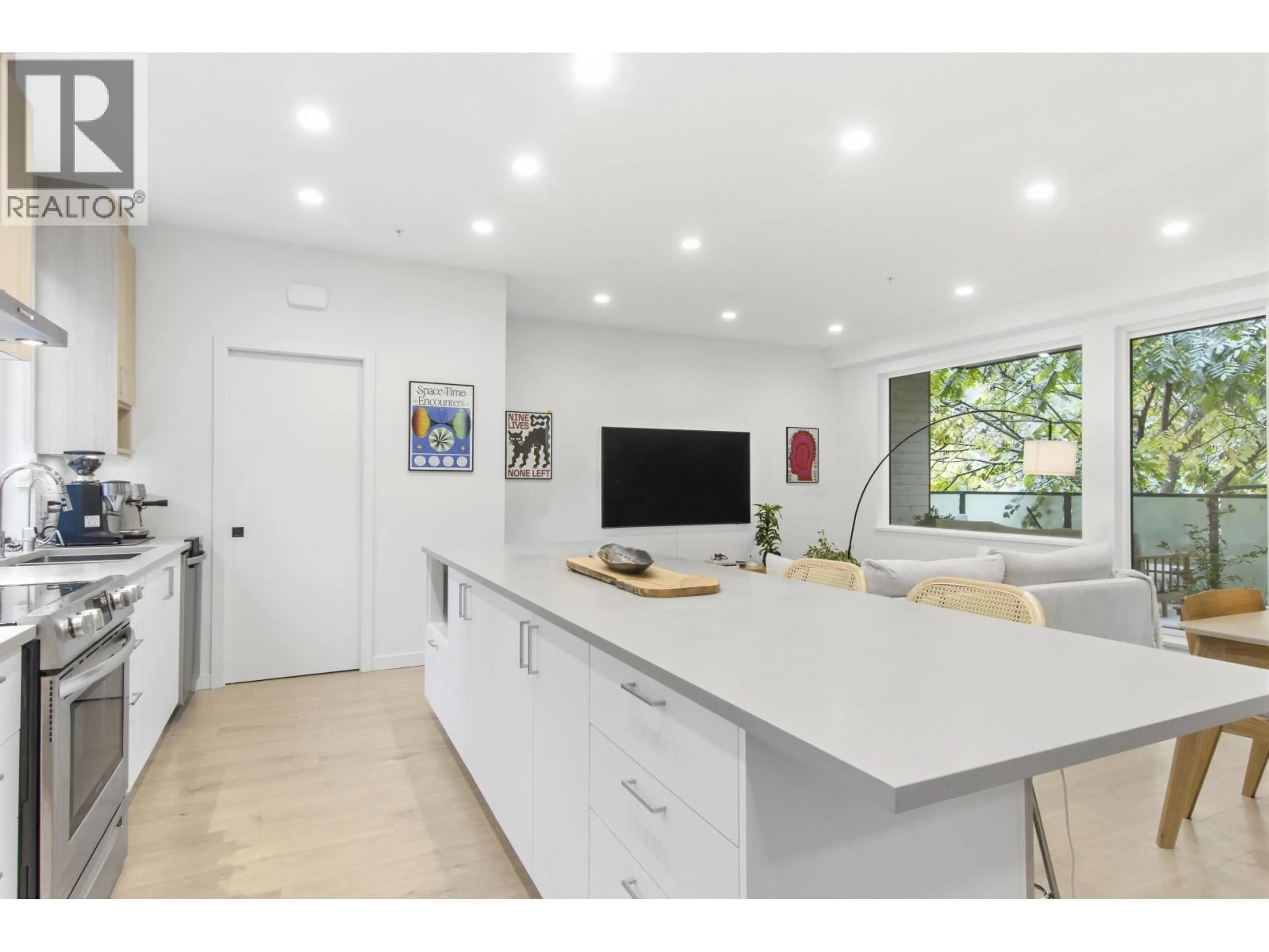 Open concept kitchen, unknown for 7 - 1089 WILSON CRESCENT, Squamish British Columbia V8B0A5