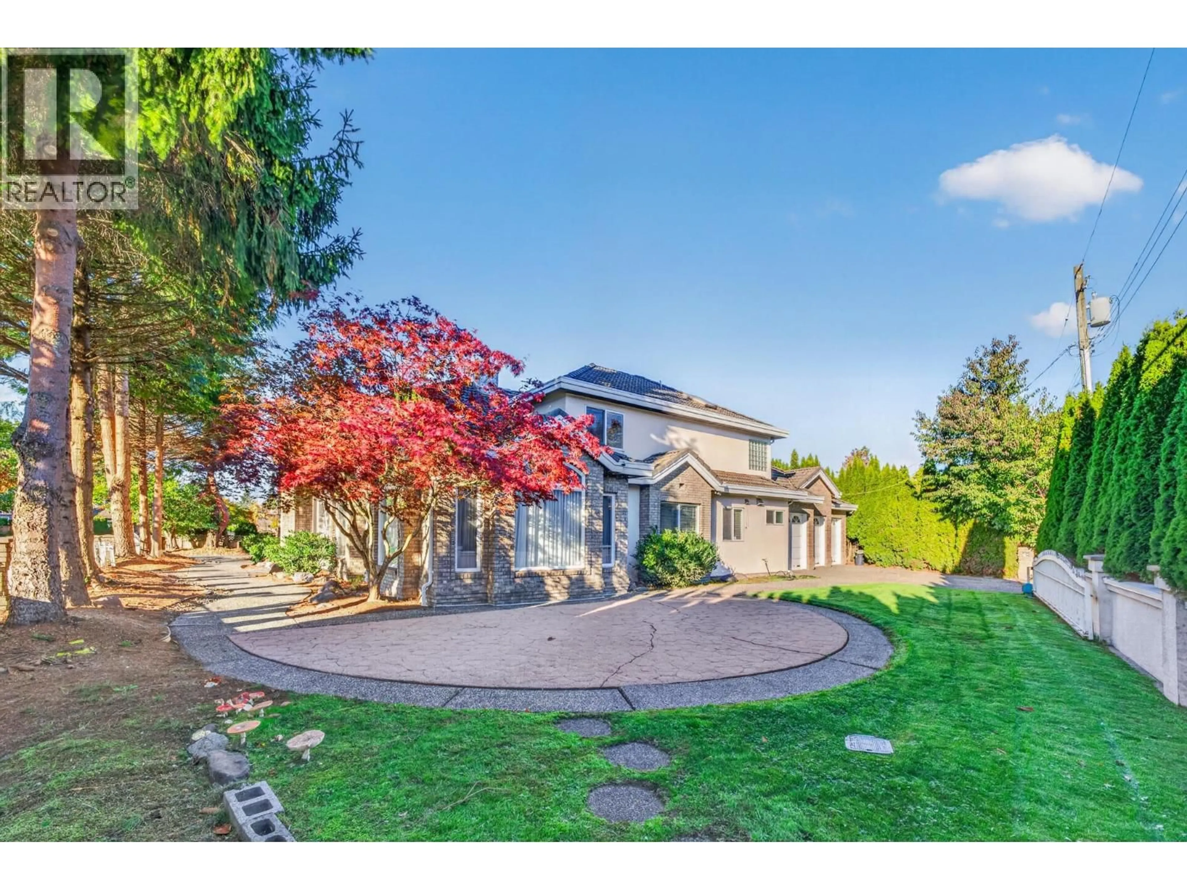 A pic from outside/outdoor area/front of a property/back of a property/a pic from drone, unknown for 6331 DANUBE ROAD, Richmond British Columbia V7C3H8