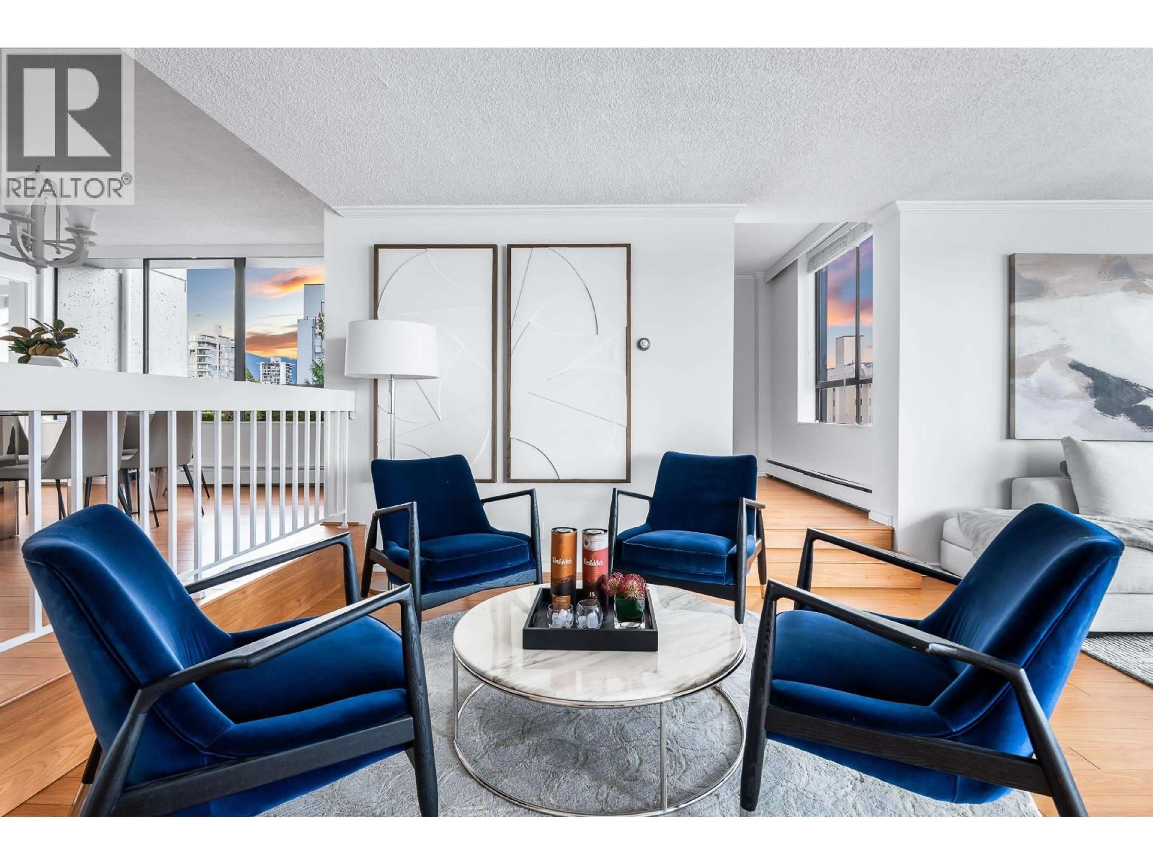 Living room with furniture, unknown for 302 - 1930 BELLEVUE AVENUE, West Vancouver British Columbia V7V1B5