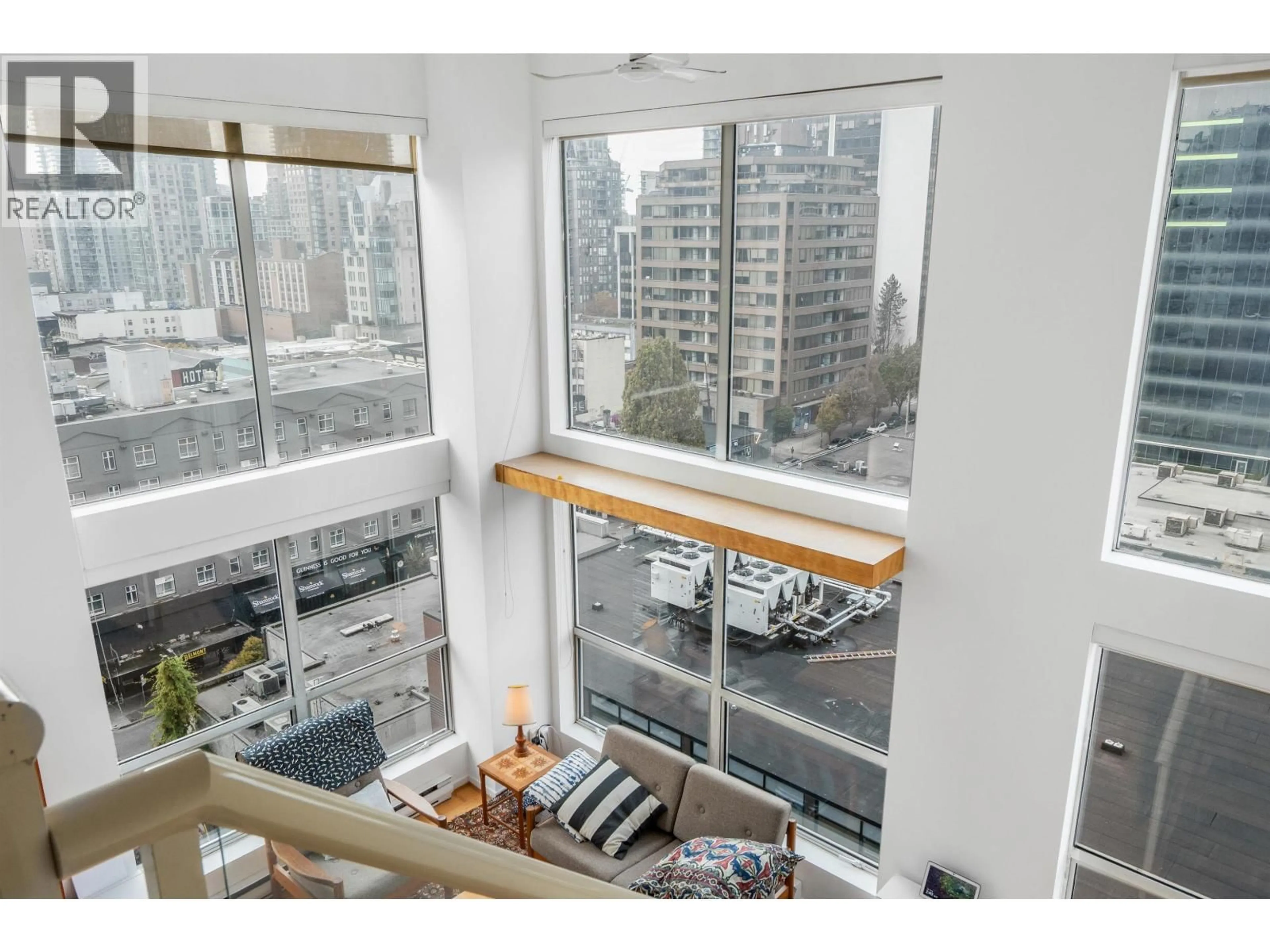 Unknown for 805 - 933 SEYMOUR STREET, Vancouver British Columbia V6B6L6
