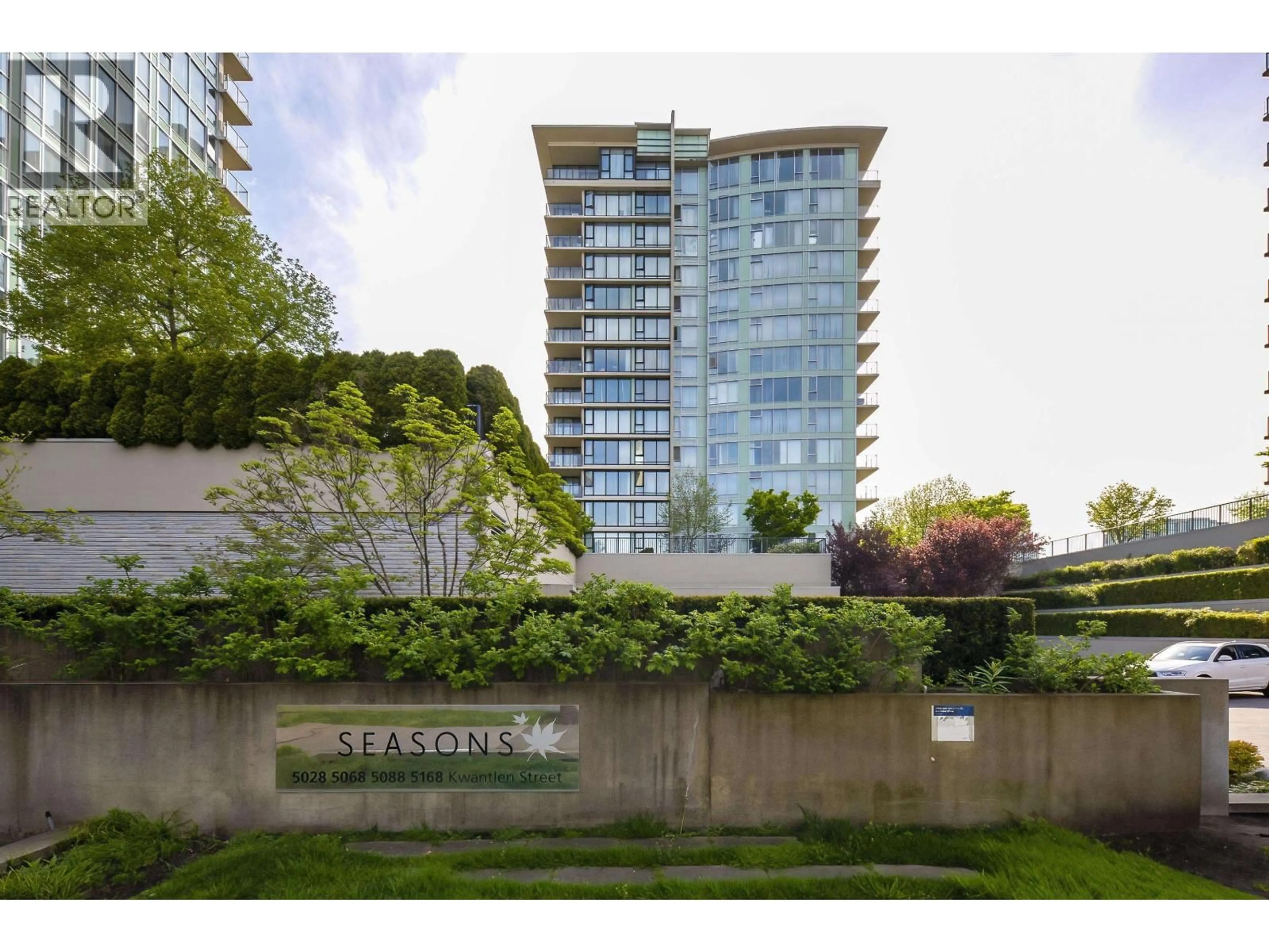 Indoor foyer for 1803 - 5068 KWANTLEN STREET, Richmond British Columbia V6X4K4