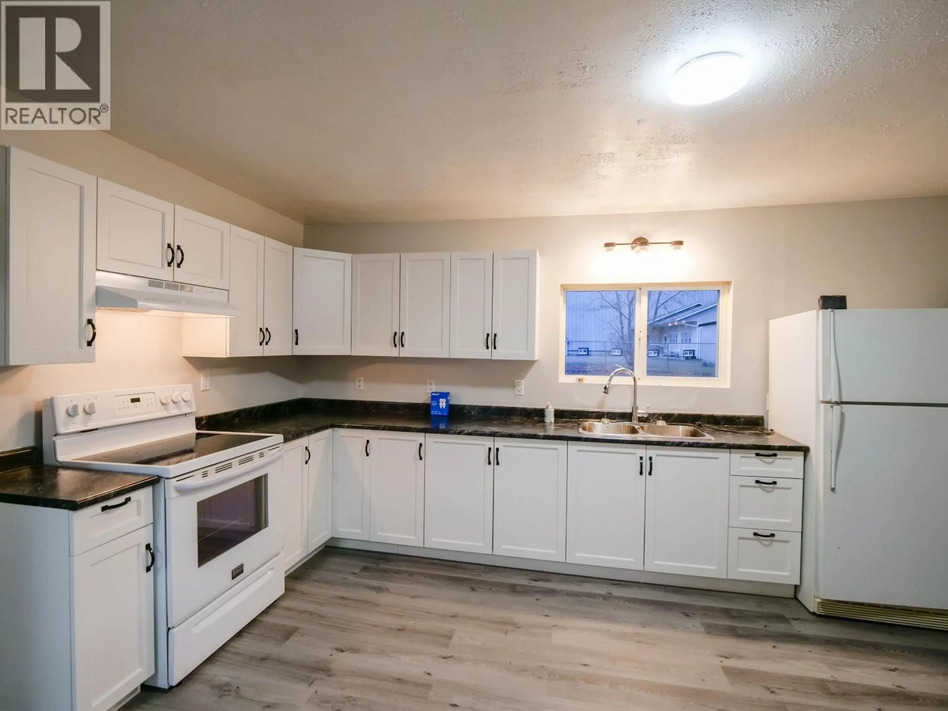 Standard kitchen, unknown for 403 HARTLEY STREET, Quesnel British Columbia V2J1W7