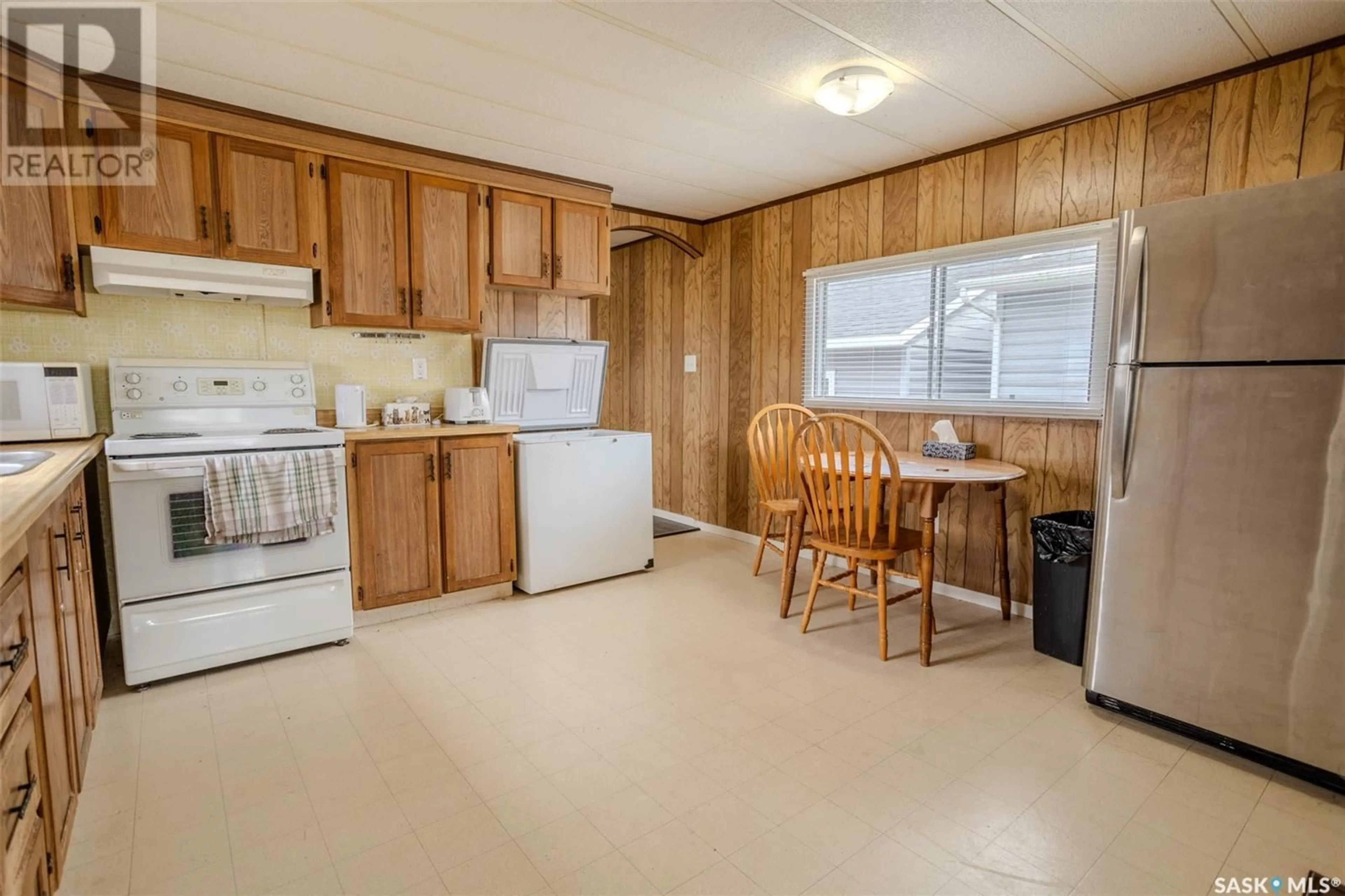 Standard kitchen, unknown for 1&2 LAKEVIEW AVENUE, Meota Rm No.468 Saskatchewan S0M1X0