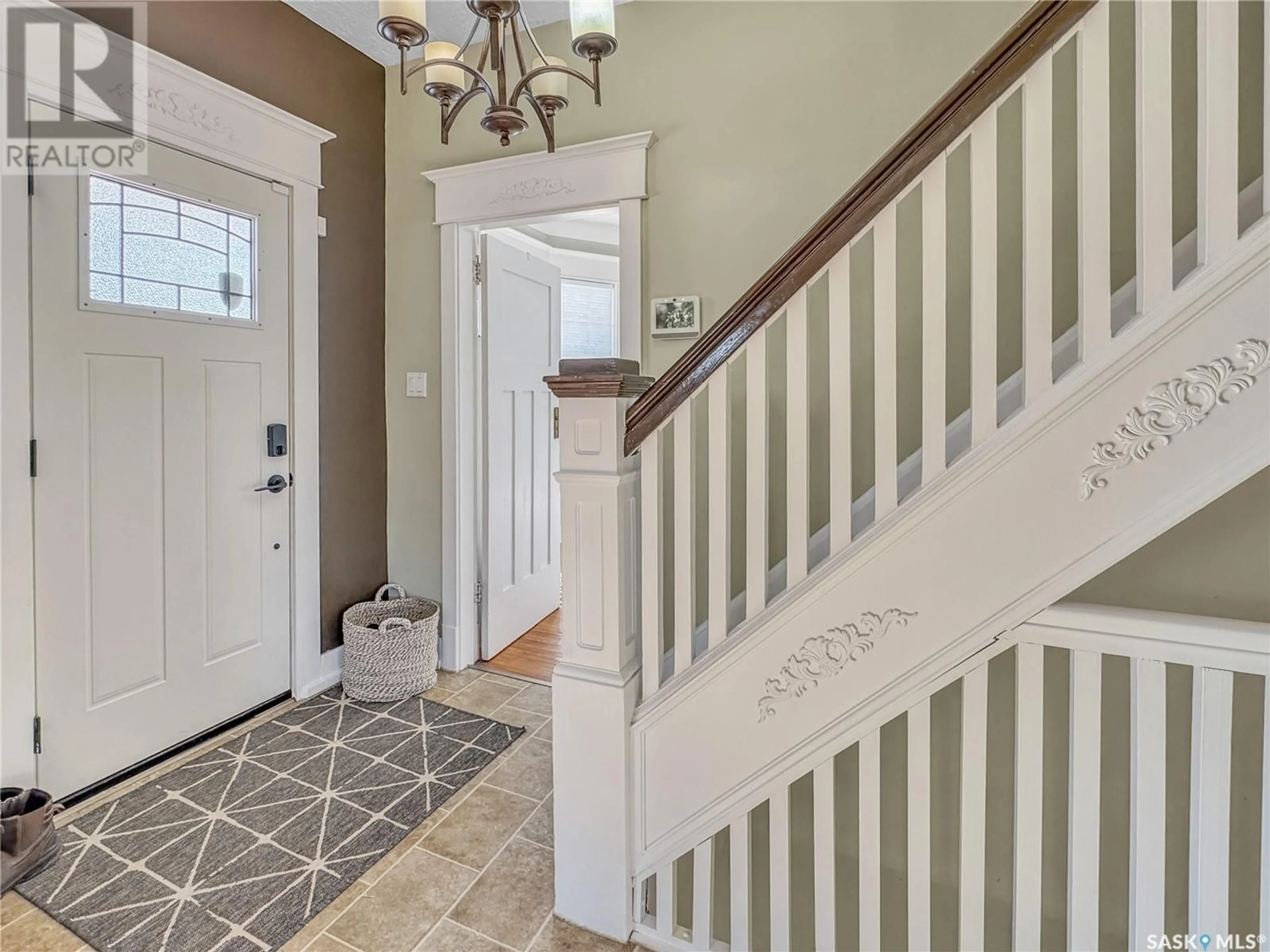 Indoor entryway for 1262 97TH STREET, North Battleford Saskatchewan S9A0J7