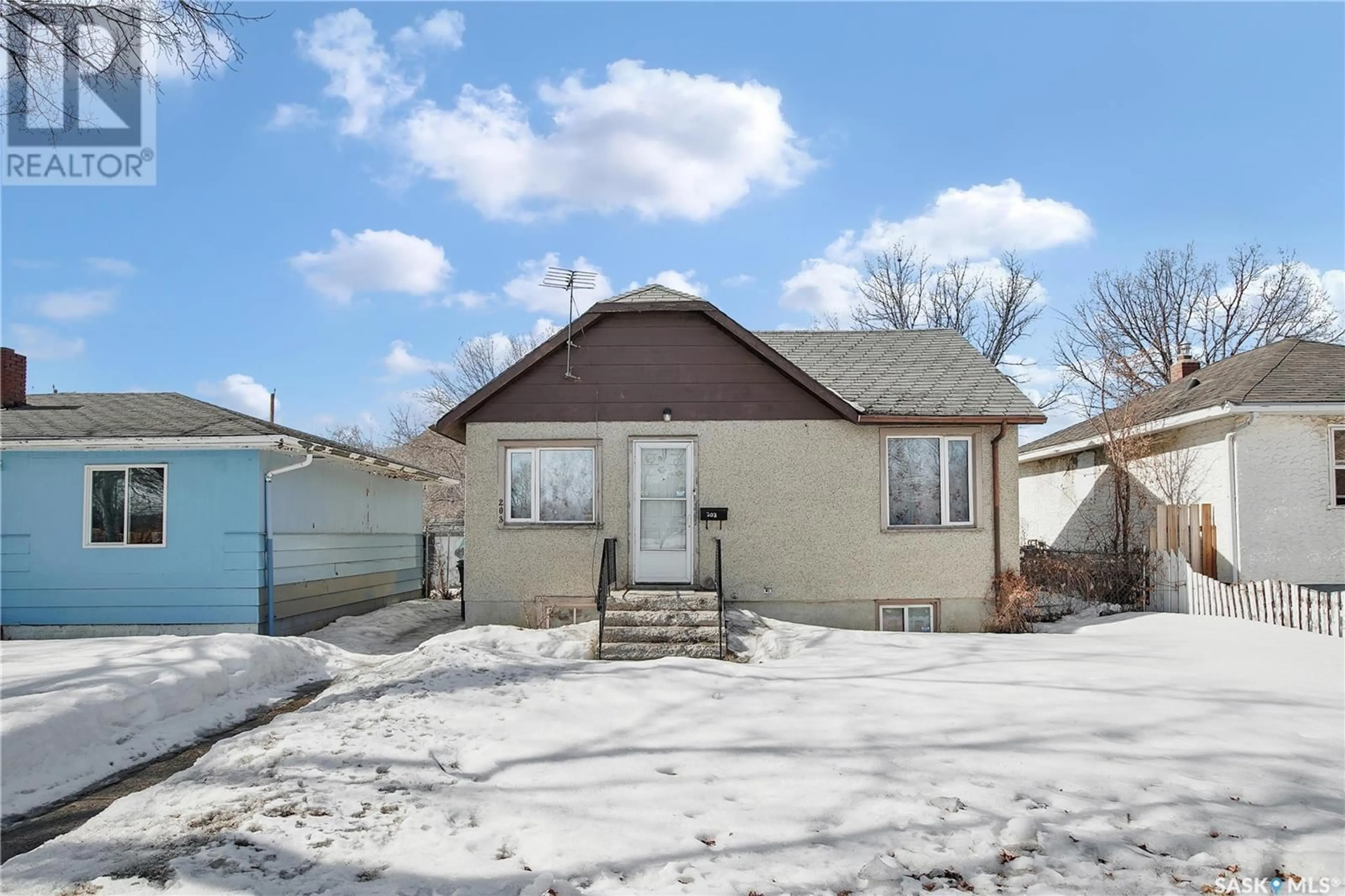 Unknown for 203 U AVENUE, Saskatoon Saskatchewan S7M1R8