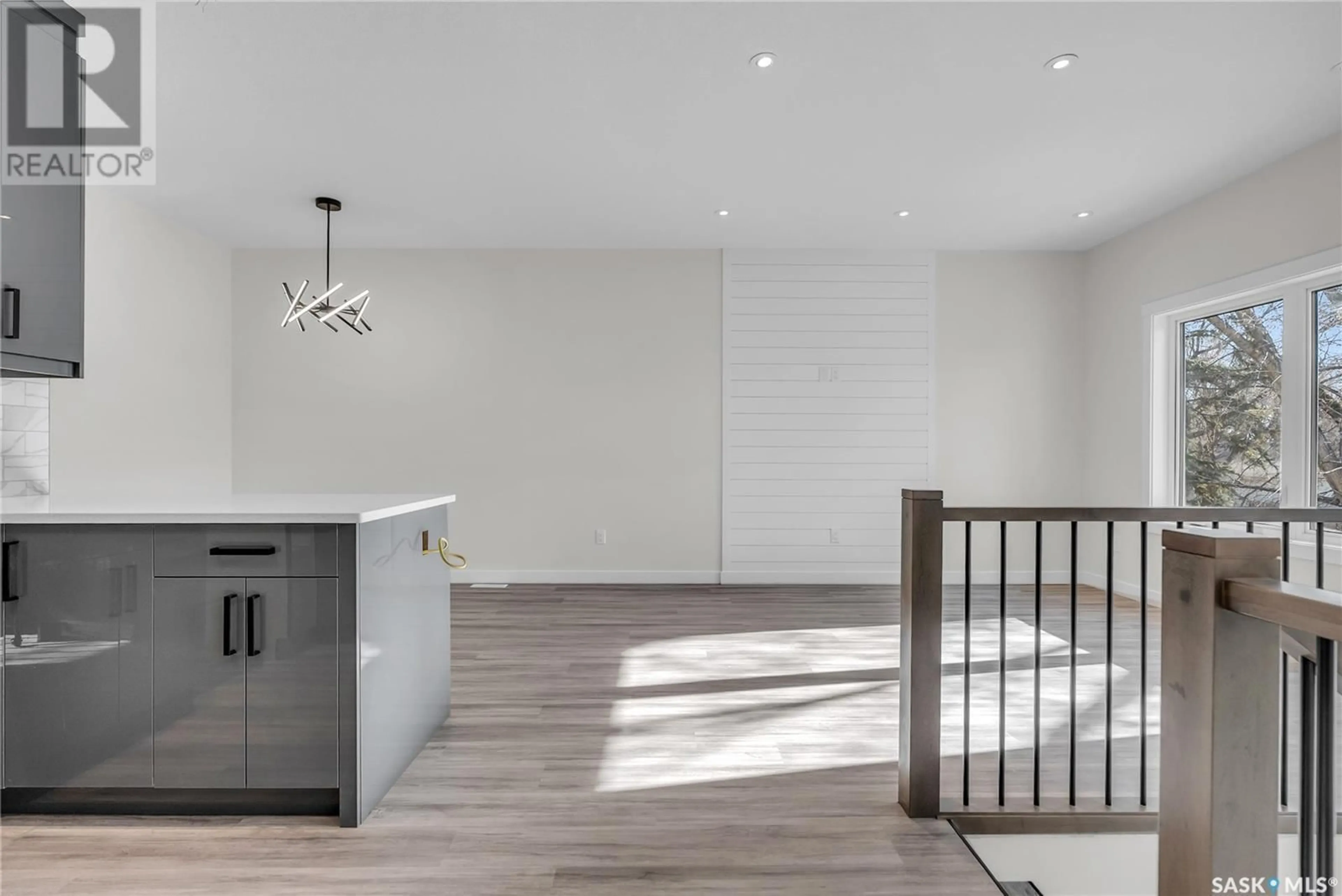 Open concept kitchen, unknown for 326 I AVENUE N, Saskatoon Saskatchewan S7L2G6