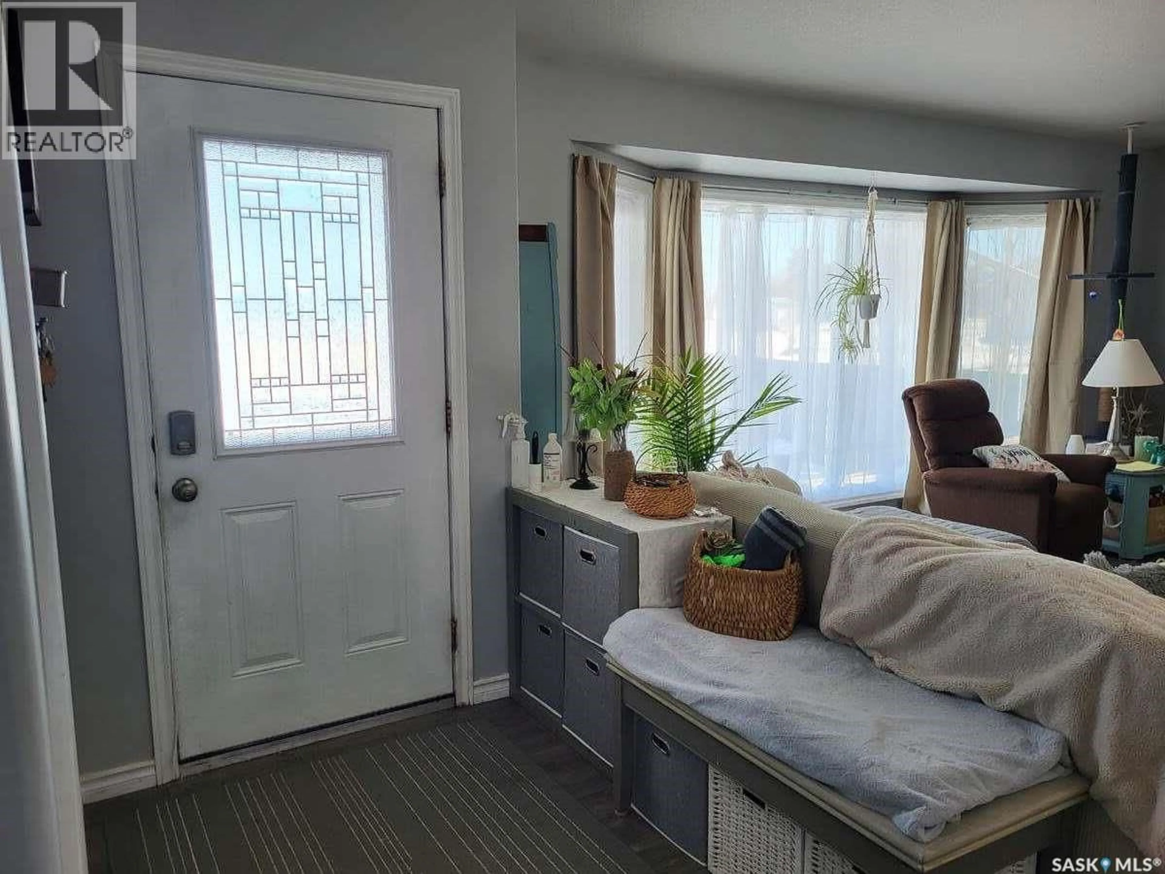 Indoor entryway for 210 DOUGLAS PLACE, Waseca Saskatchewan S0M3A0