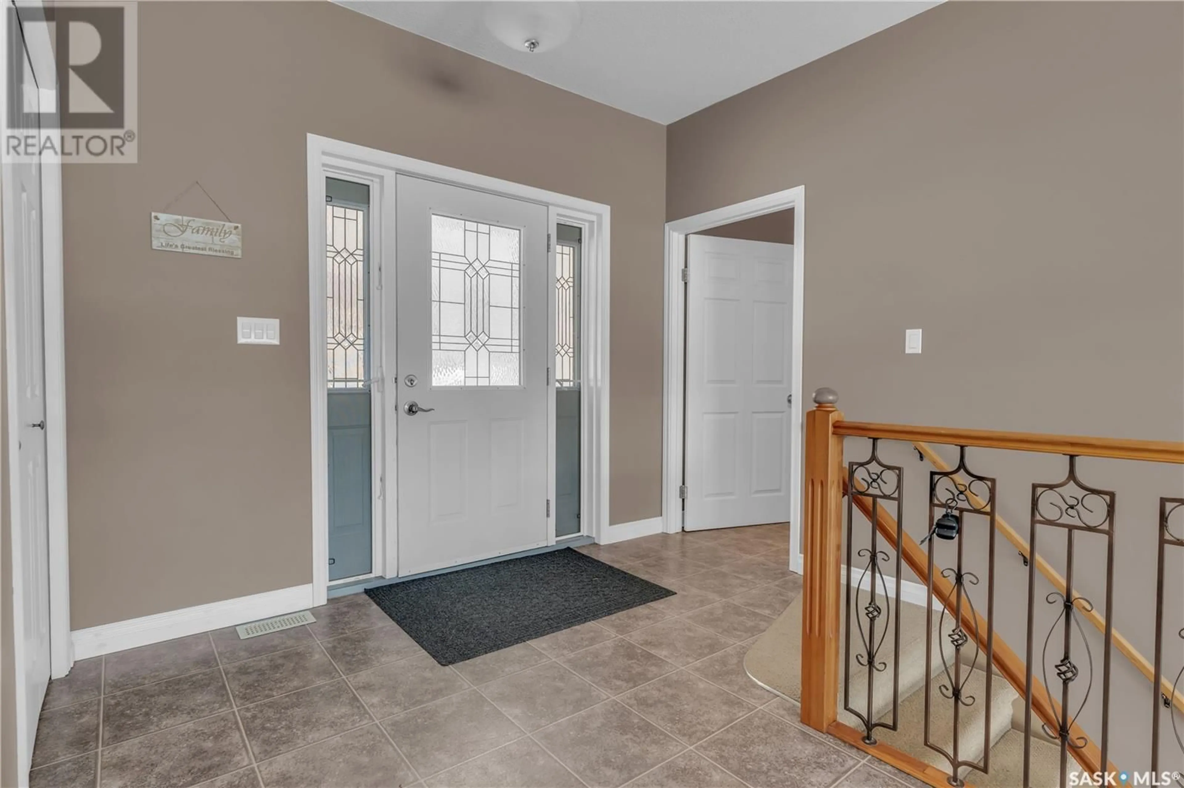 Indoor entryway for 174 PASQUA LAKE ROAD, North Qu'Appelle Rm No. 187 Saskatchewan S0G1S0