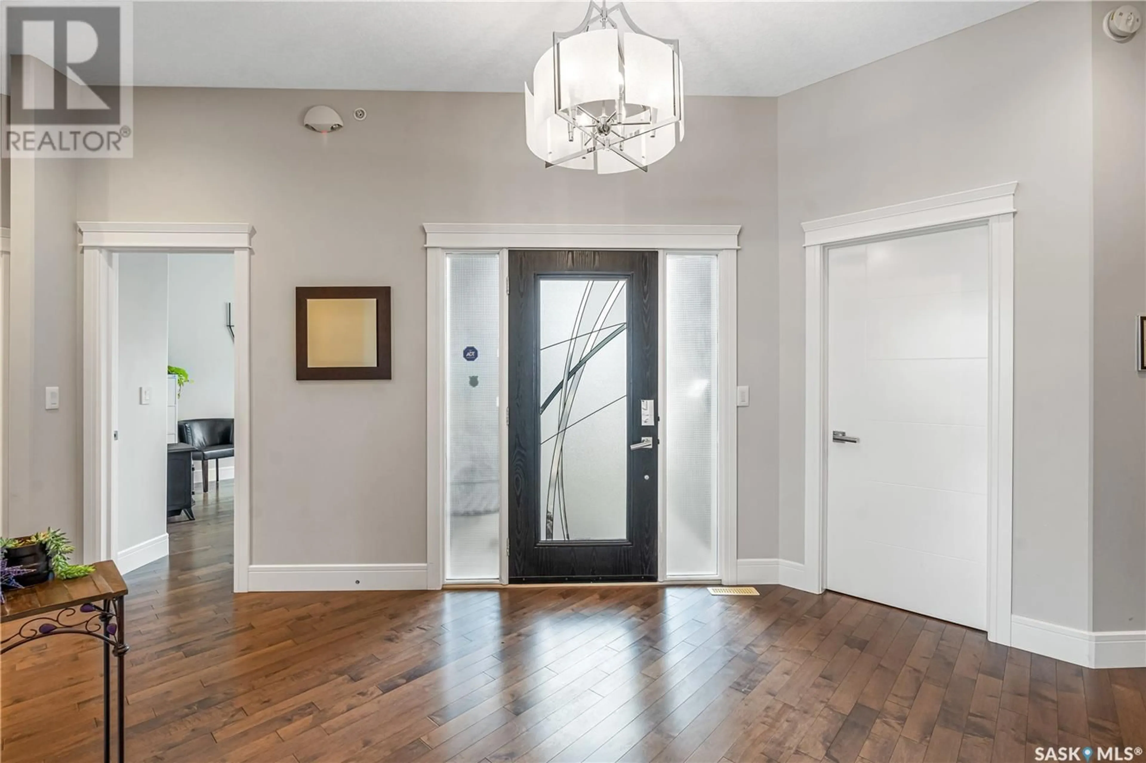 Indoor entryway for 758 KLOPPENBURG COURT, Saskatoon Saskatchewan S7W0P2