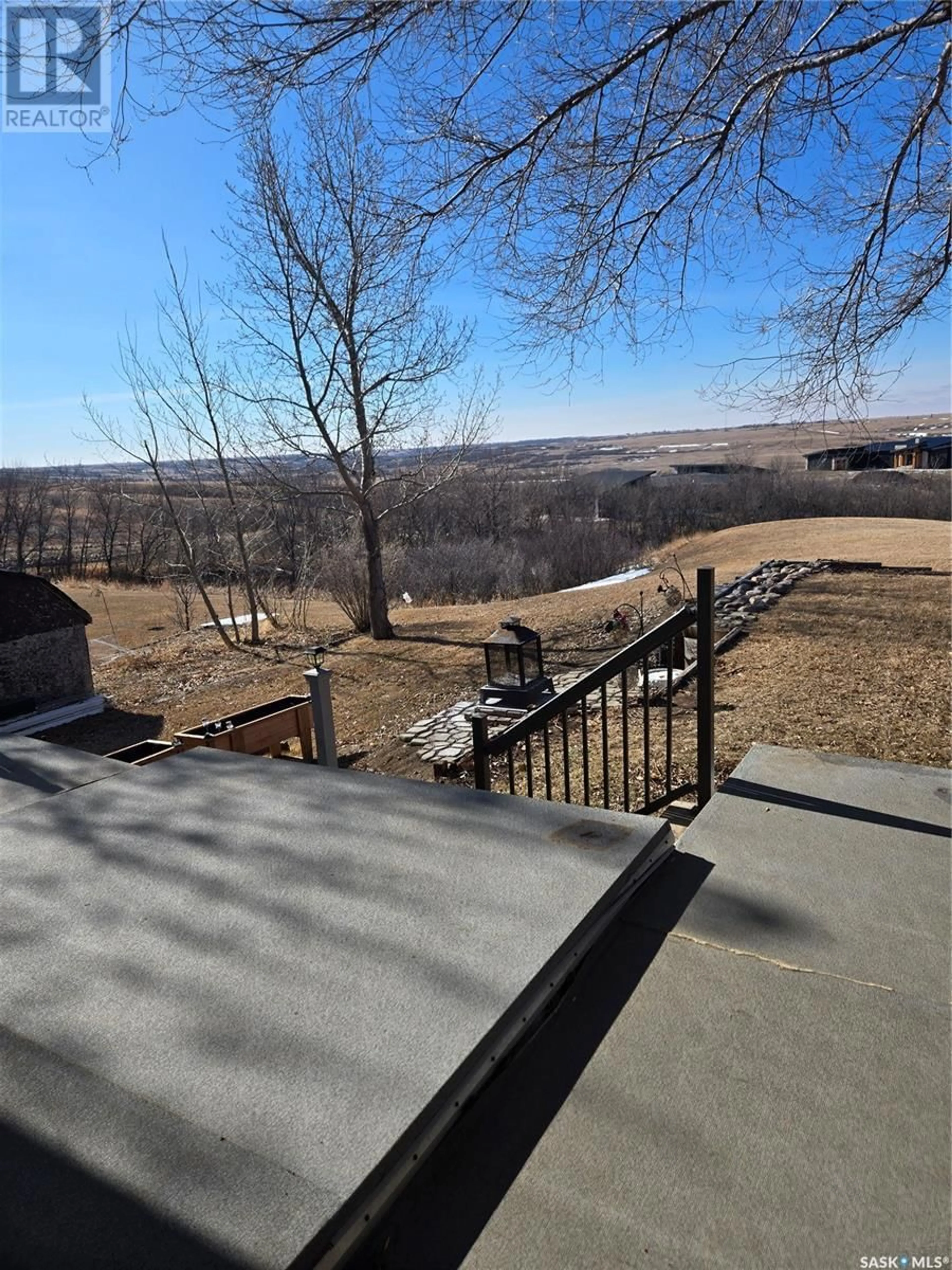A pic from outside/outdoor area/front of a property/back of a property/a pic from drone, unknown for 22 PARK AVENUE, Oxbow Saskatchewan S0C2B0