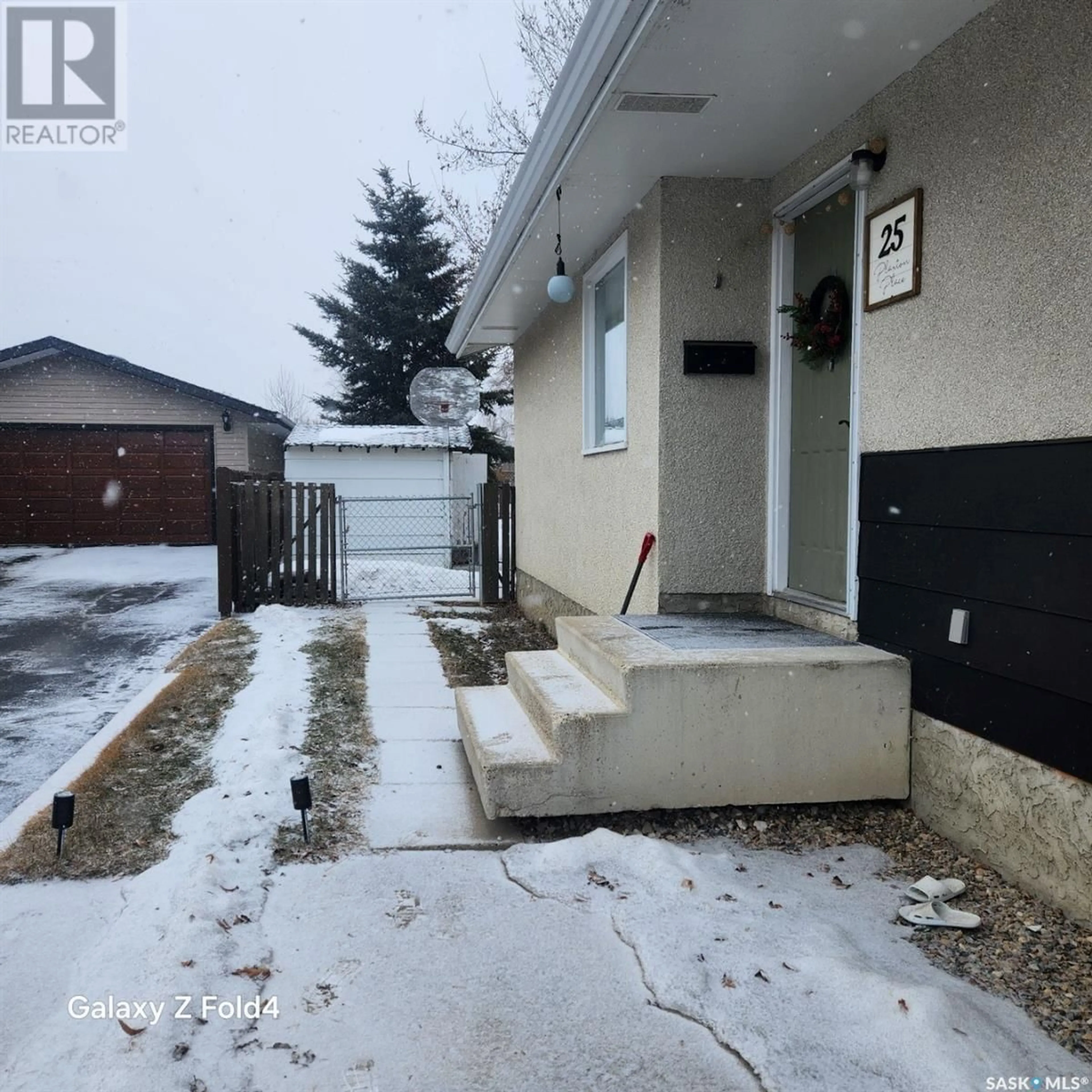 Unknown for 25 PLAXTON PLACE, Prince Albert Saskatchewan S6V6N6