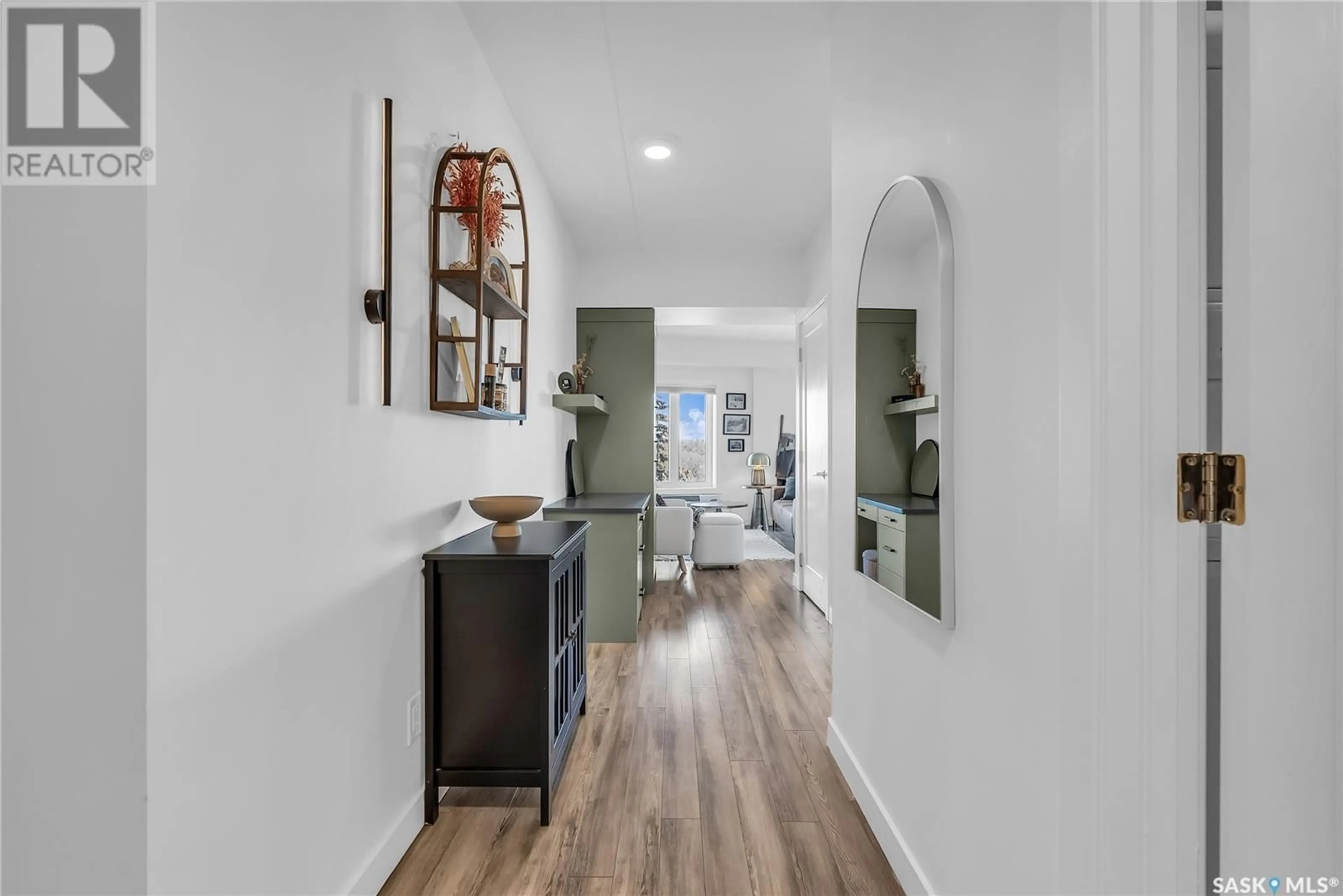 Indoor entryway for 501 550 4TH AVENUE, Saskatoon Saskatchewan S7K2M7