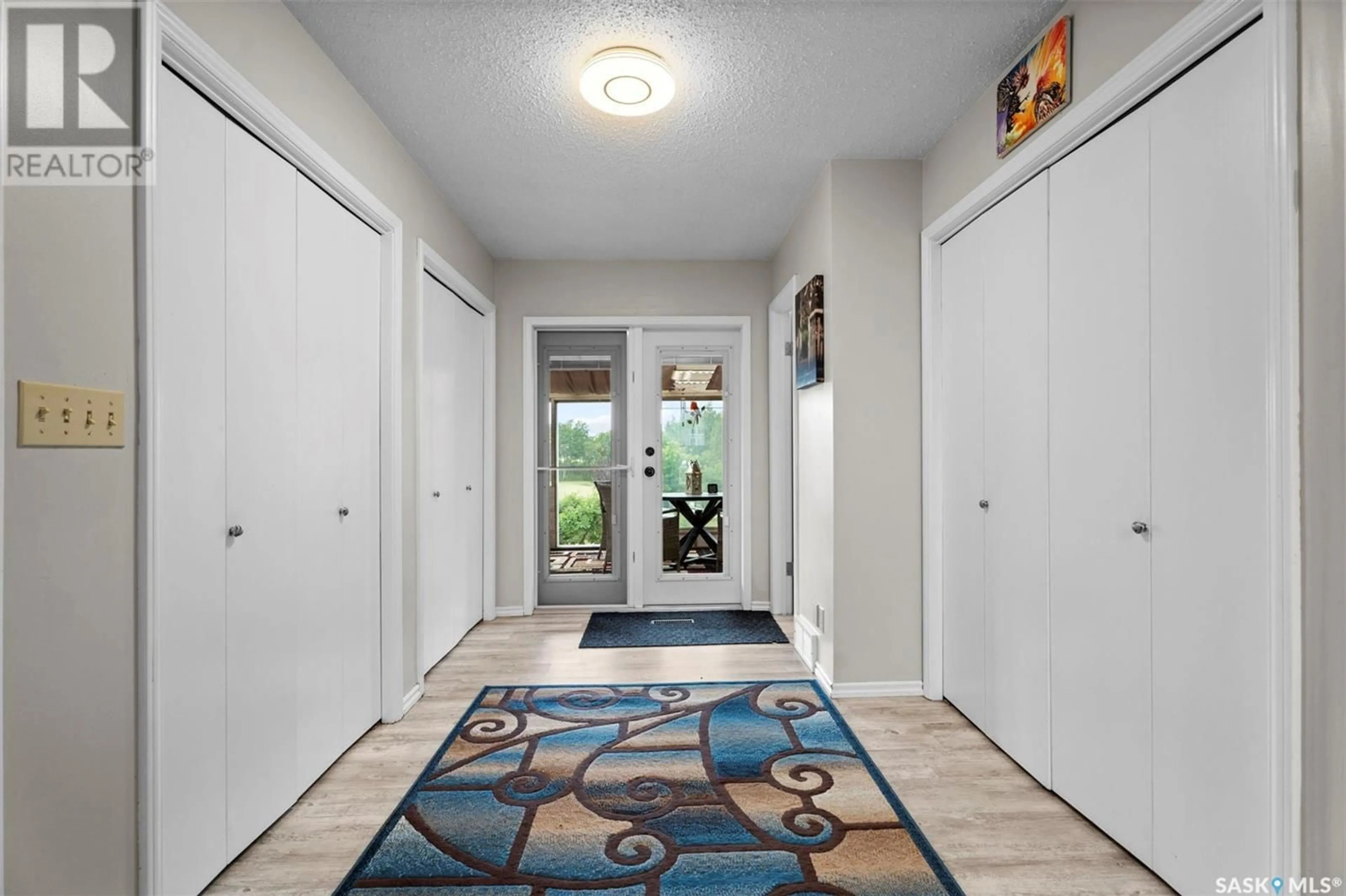 Indoor entryway for ZIEGLER ACREAGE, Middle Lake Saskatchewan S0K2X0