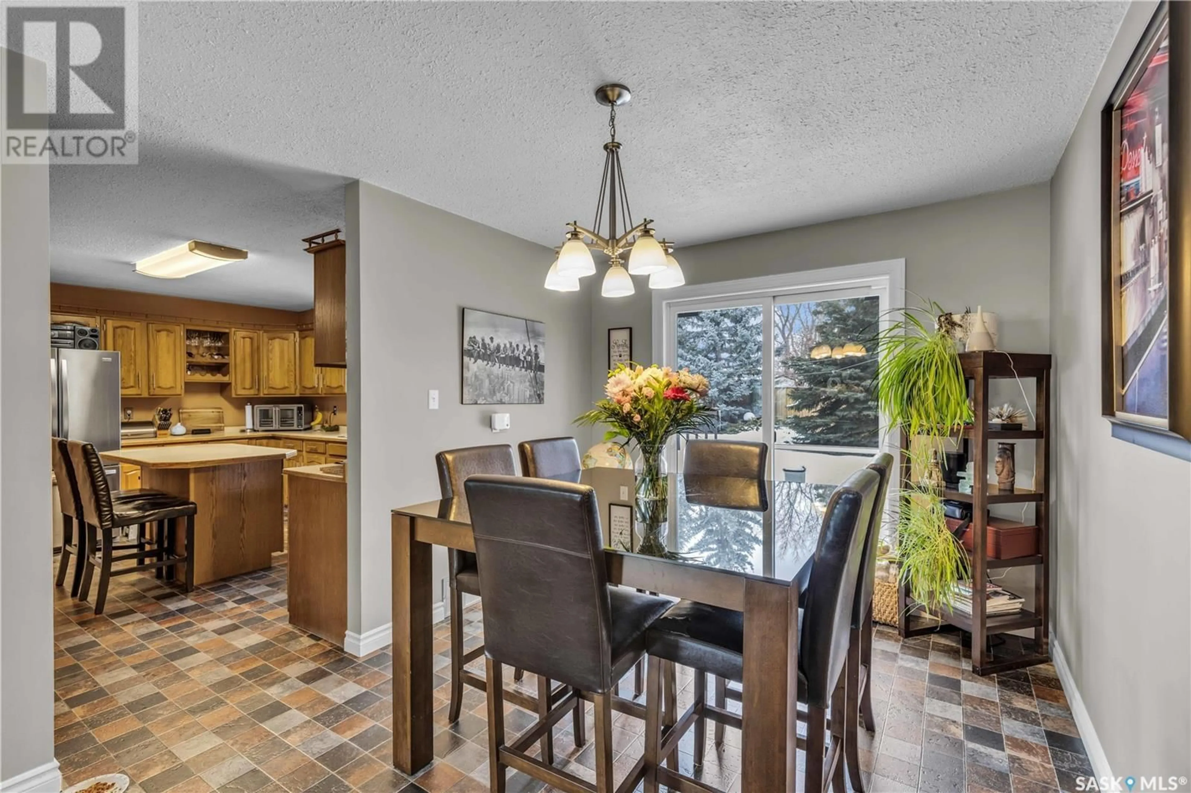 Dining room, ceramic/tile floor for 10616 BENNETT CRESCENT, North Battleford Saskatchewan S9A3X3