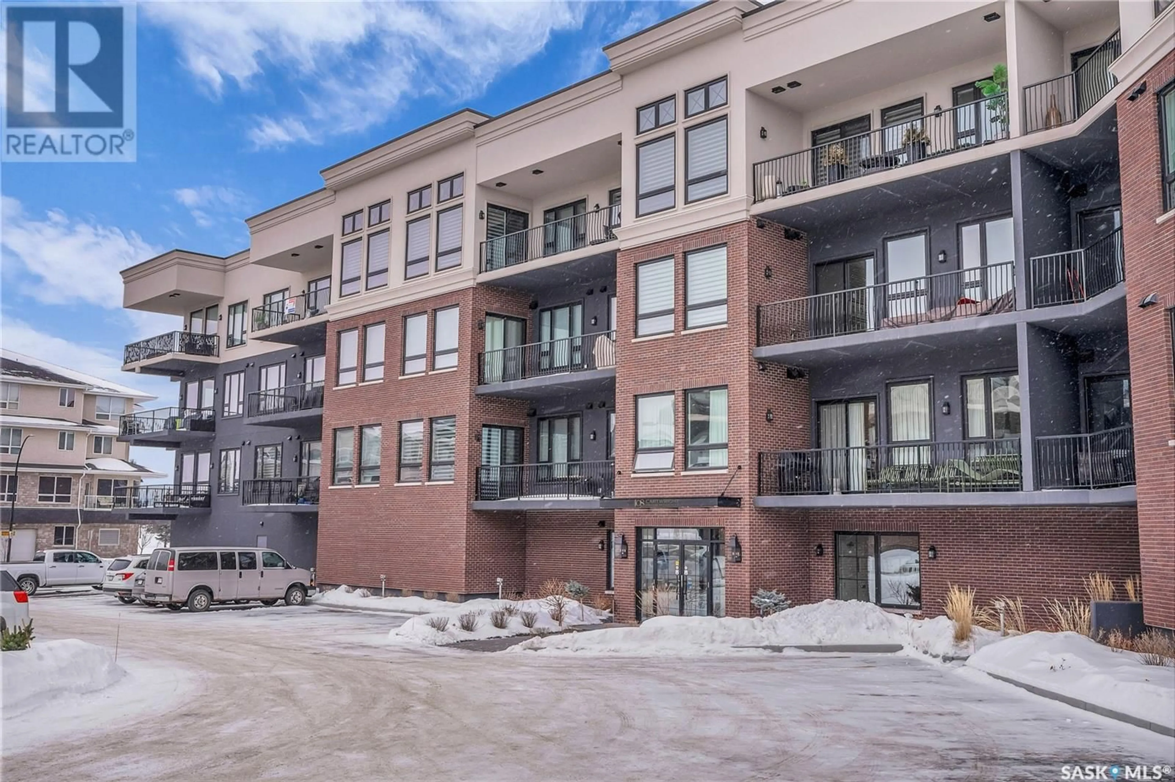 Patio, unknown for 210 - 408 CARTWRIGHT STREET, Saskatoon Saskatchewan S7T0X1
