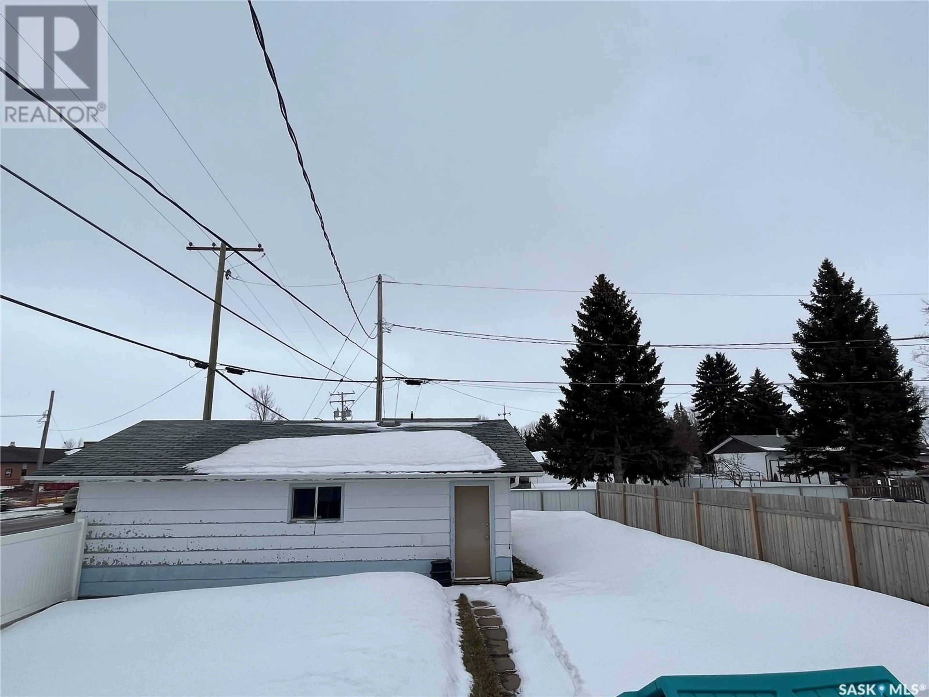 A pic from outside/outdoor area/front of a property/back of a property/a pic from drone, street for 319 PELLY STREET, Rocanville Saskatchewan S0A3L0