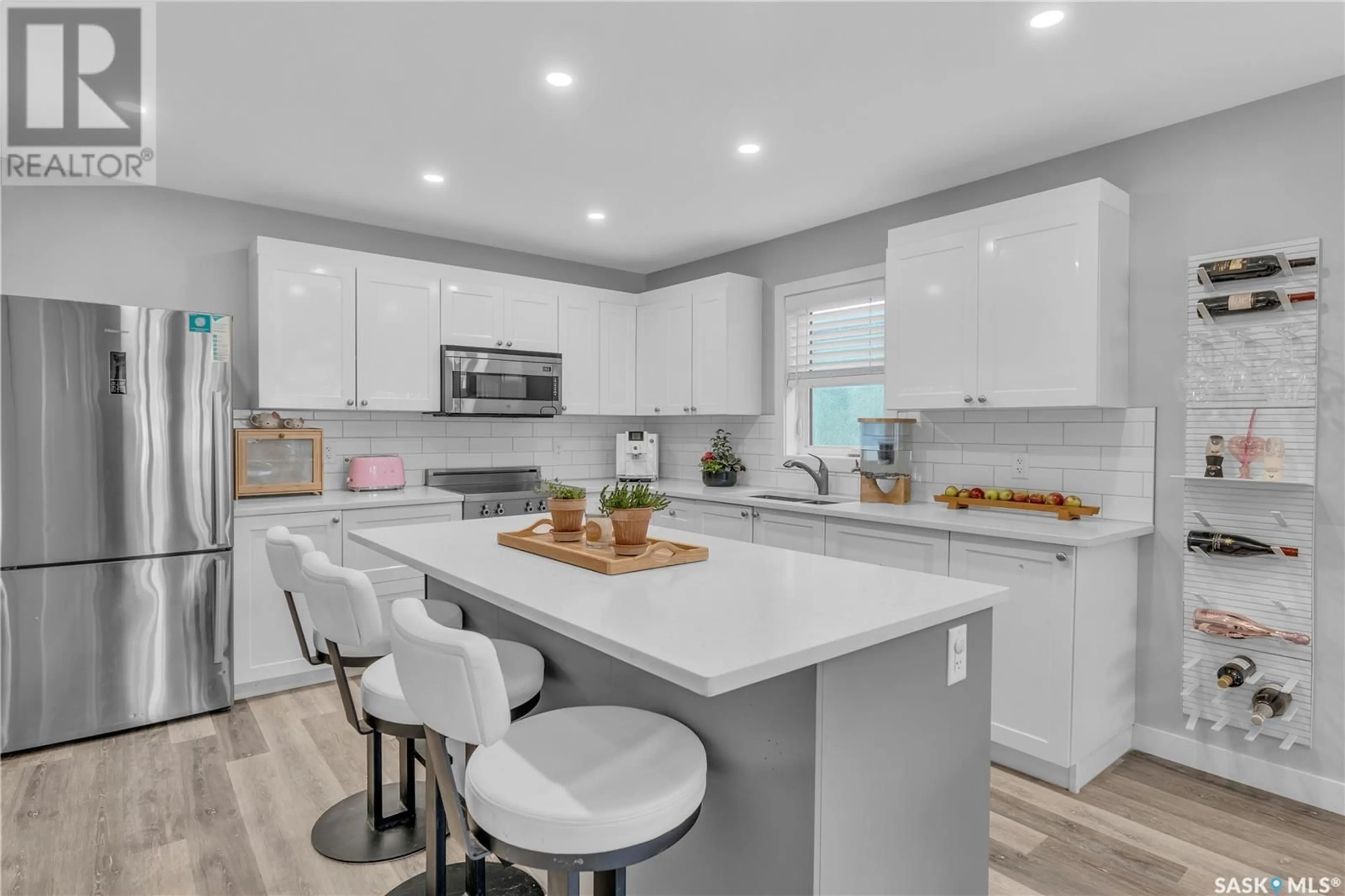 Open concept kitchen, unknown for 2410 ATHOL STREET, Regina Saskatchewan S4T3G5