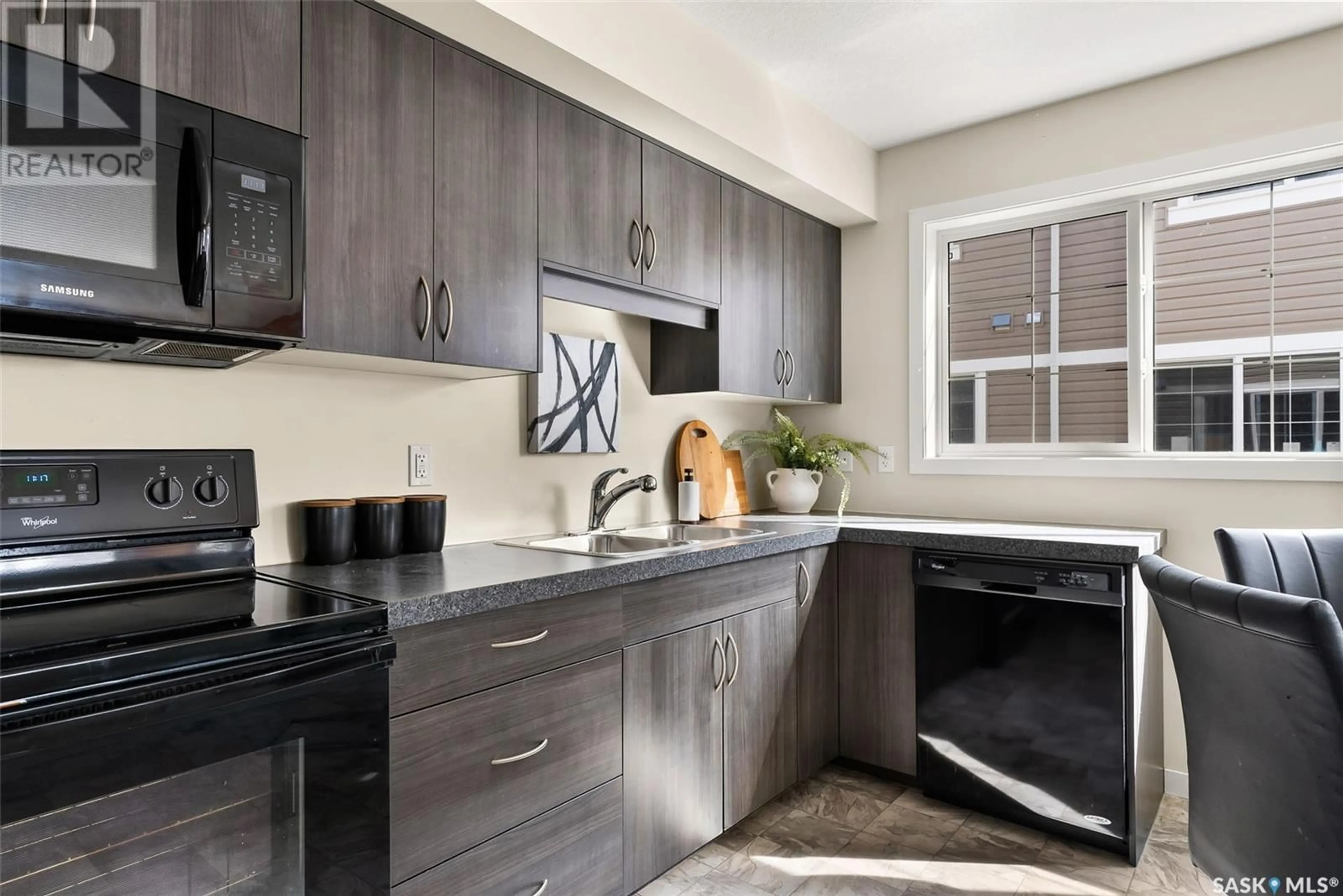 Unknown for 55 5625 AERODROME ROAD, Regina Saskatchewan S4W0M3