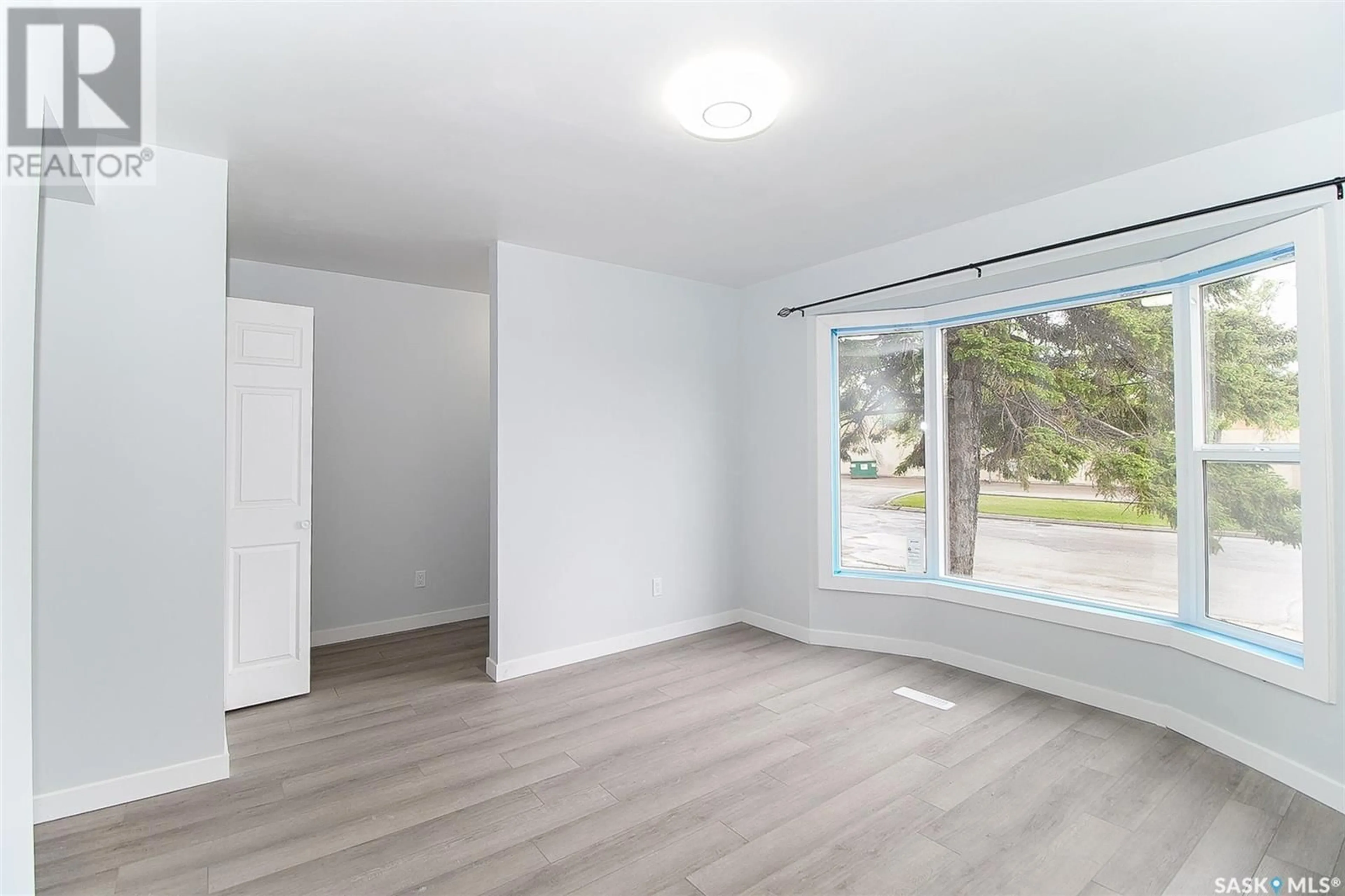 A pic of a room for 978 ANGUS STREET, Regina Saskatchewan S4T1Y1