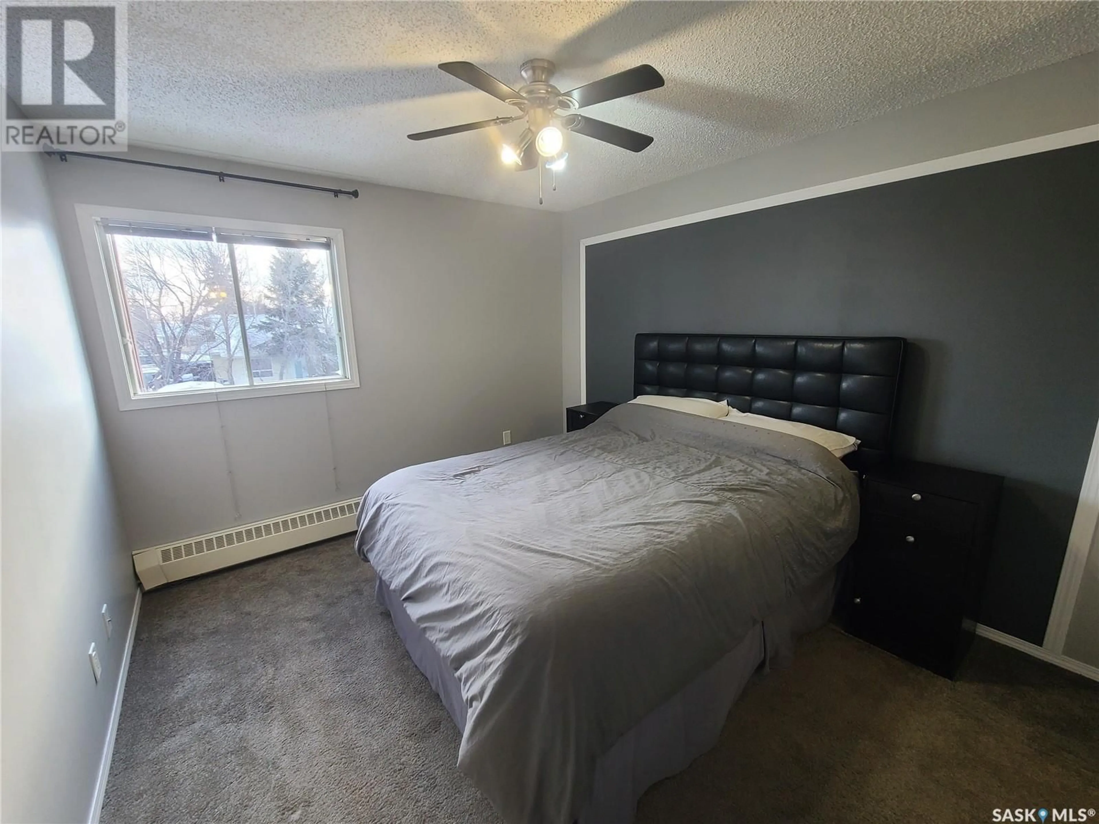A pic of a room for 31 - 206 RODENBUSH DRIVE, Regina Saskatchewan S4R8C4