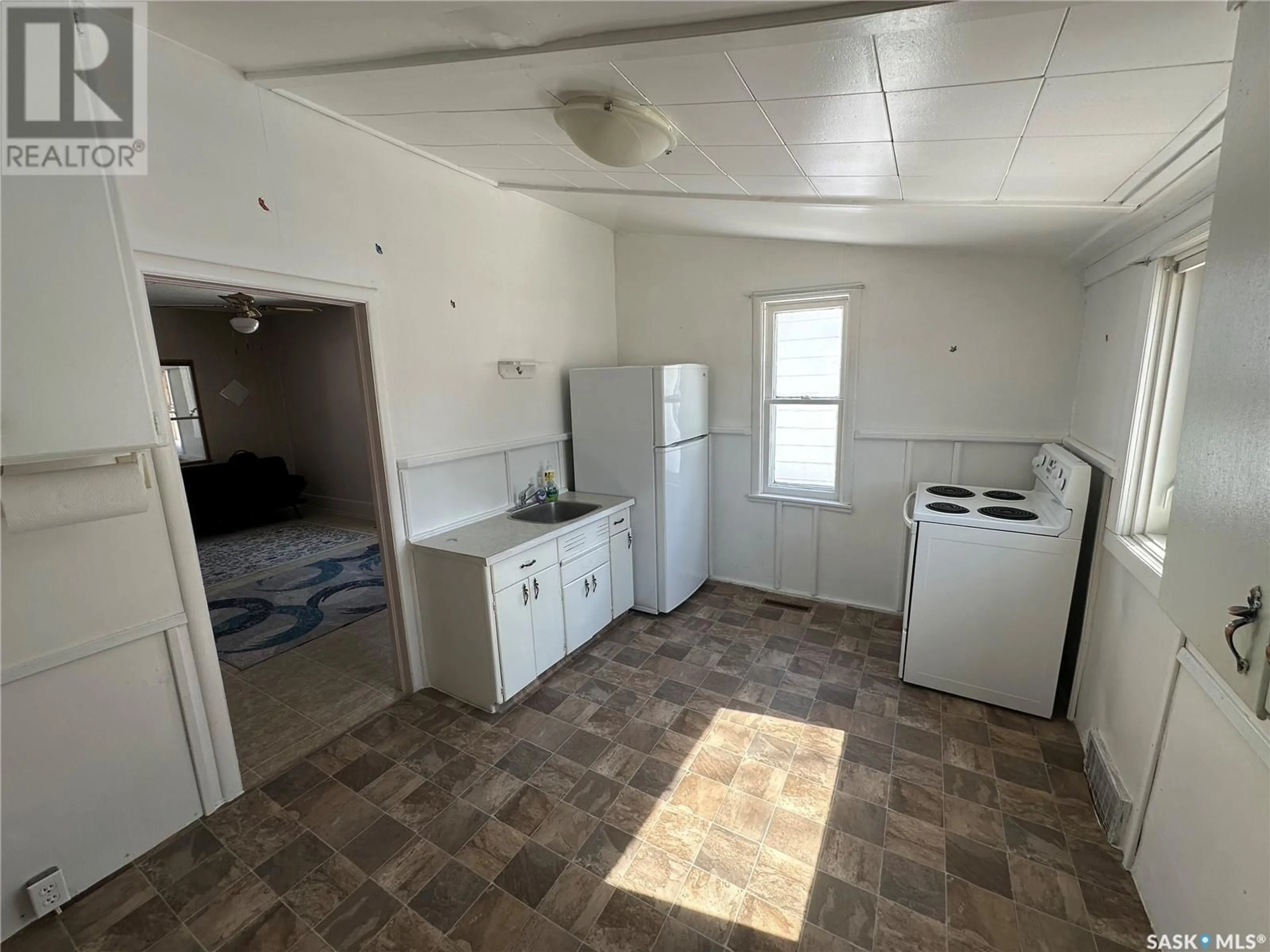 A pic of a room for 429 EDMONTON STREET, Broadview Saskatchewan S0G0K0