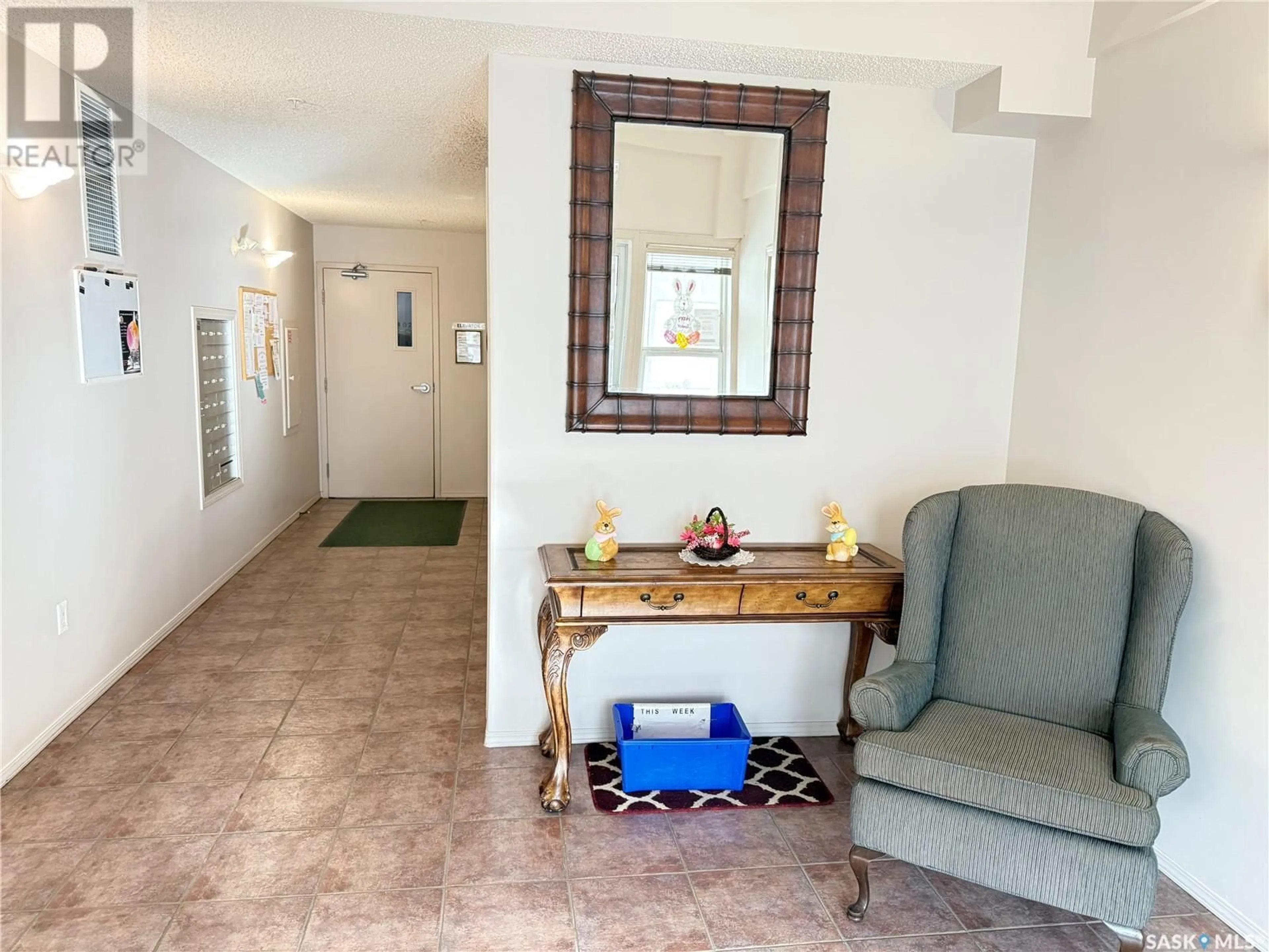 Unknown for NE - 205 104 5TH STREET, Weyburn Saskatchewan S4H0Z1