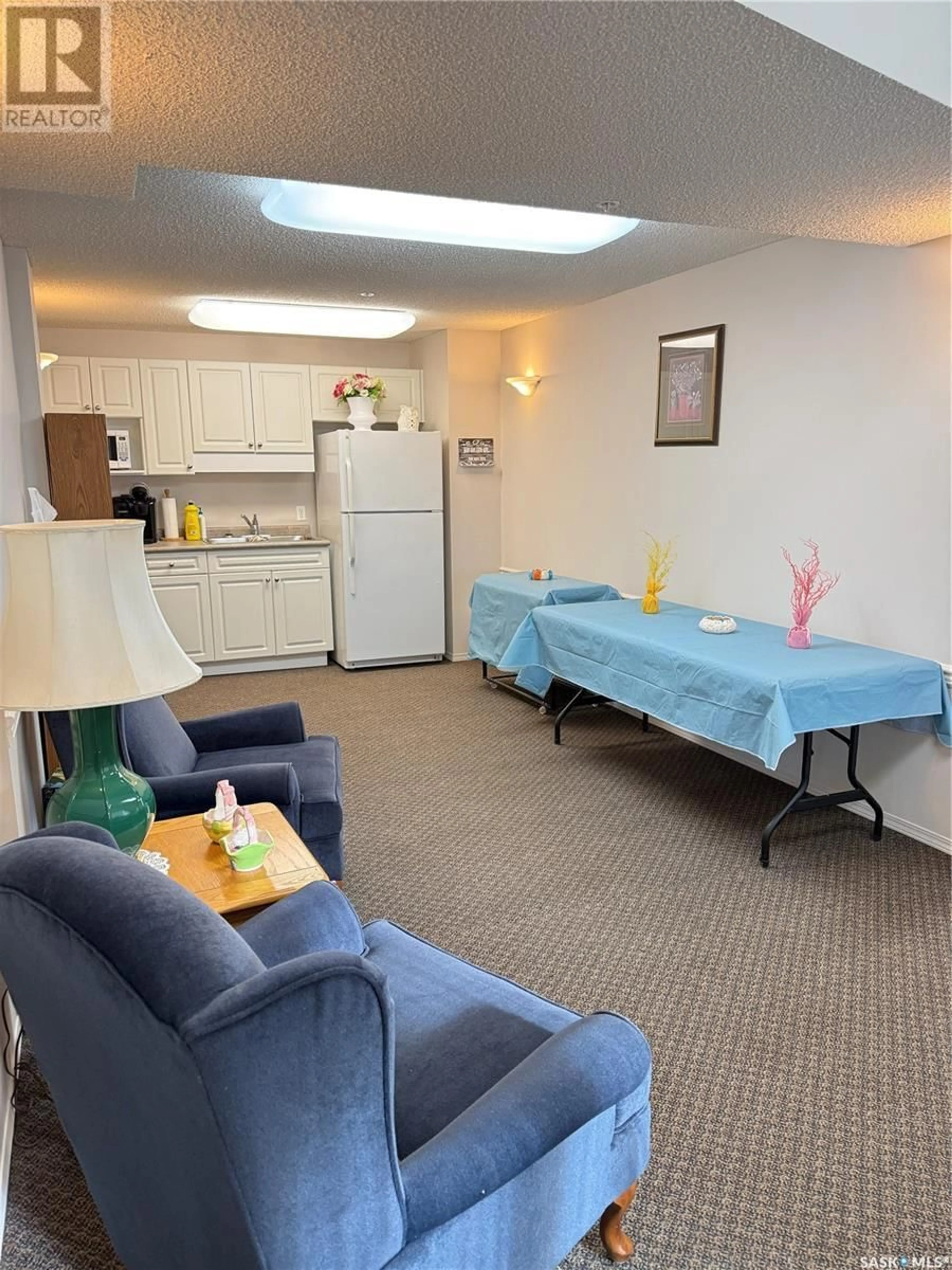 A pic of a room for NE - 205 104 5TH STREET, Weyburn Saskatchewan S4H0Z1