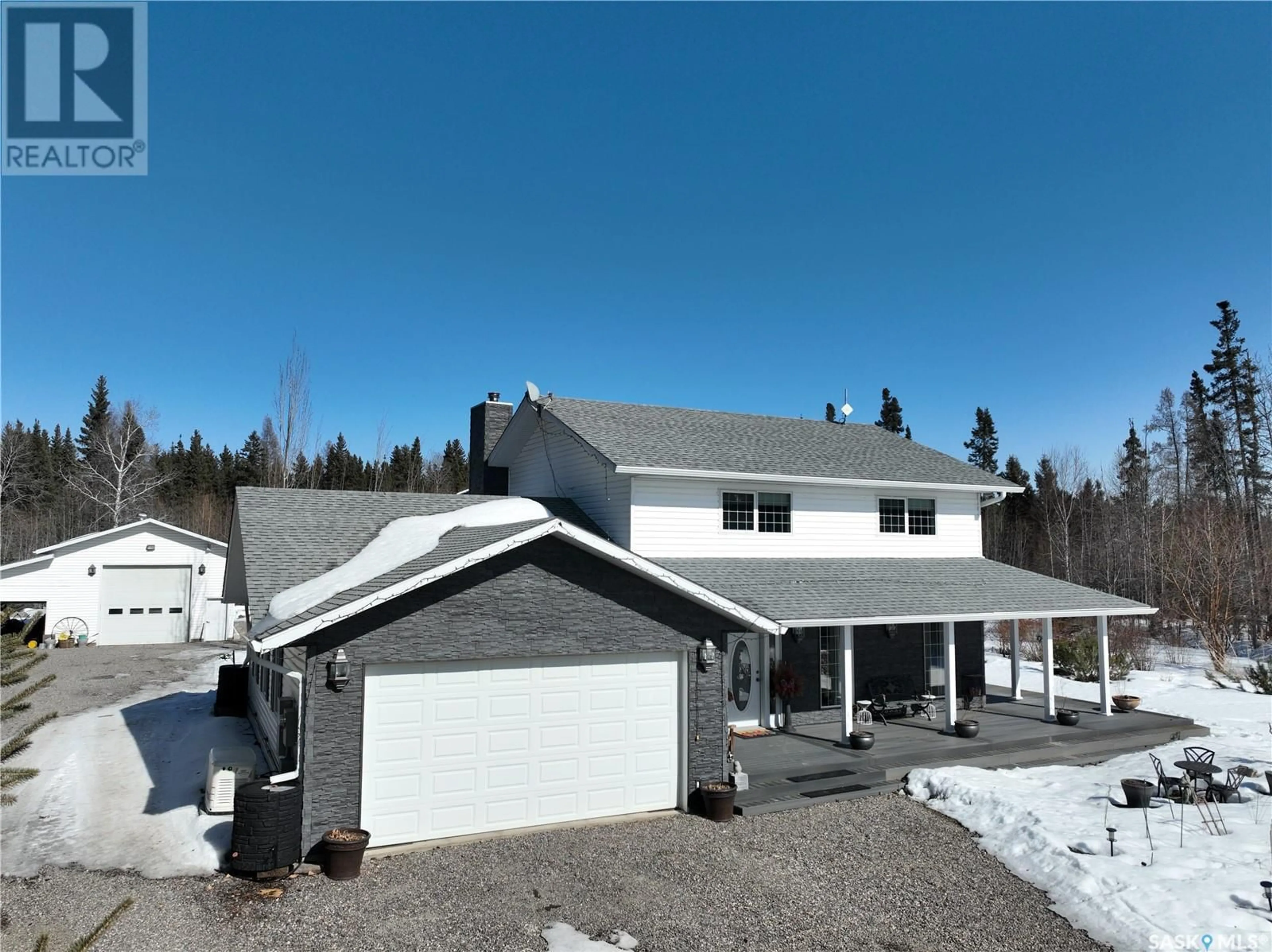 Home with vinyl exterior material, unknown for 5 POPLAR PLACE, Candle Lake Saskatchewan S0J3E0