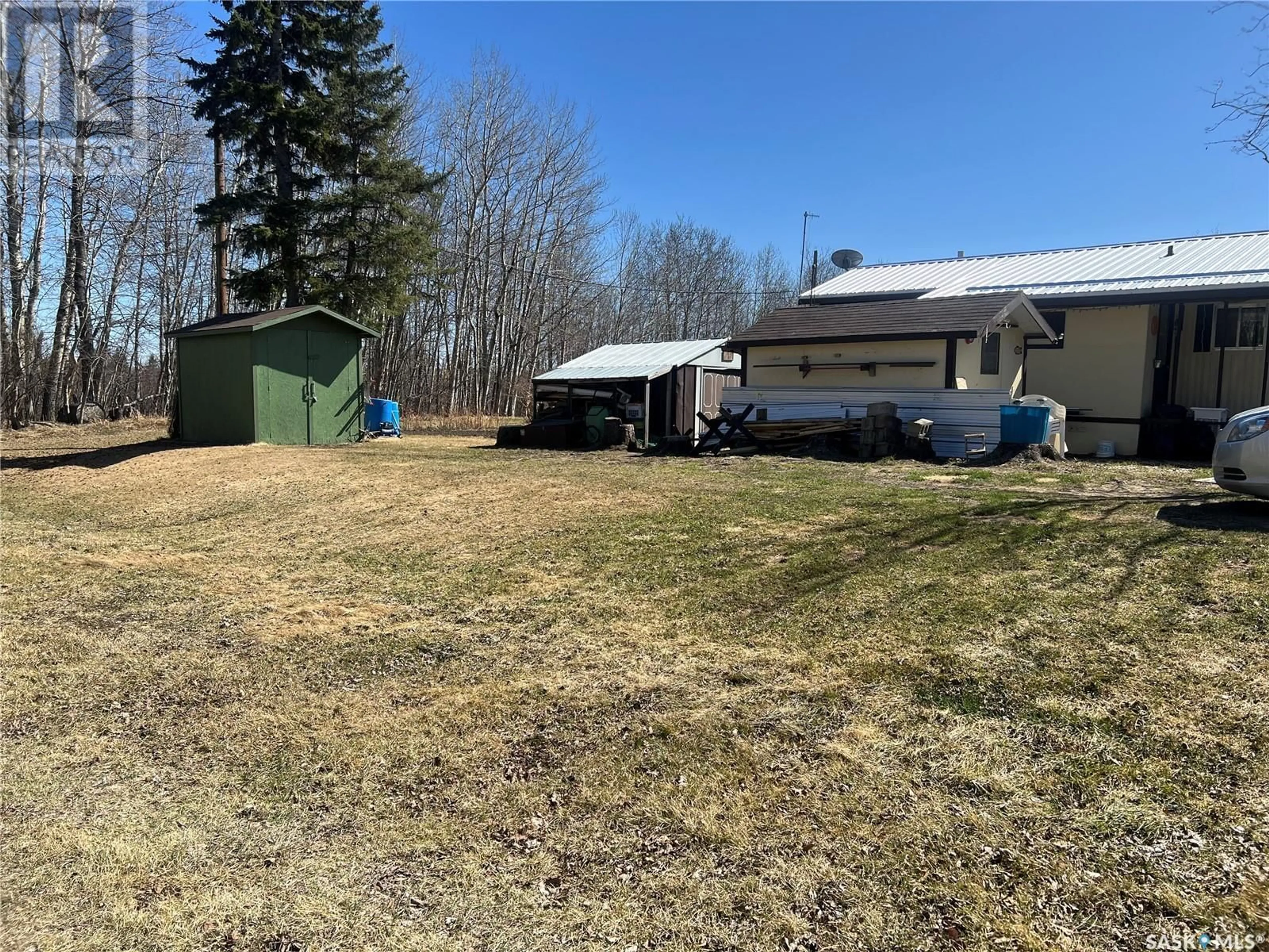 A pic from outside/outdoor area/front of a property/back of a property/a pic from drone, unknown for 613 1ST STREET, Chelan Saskatchewan S0E0N0
