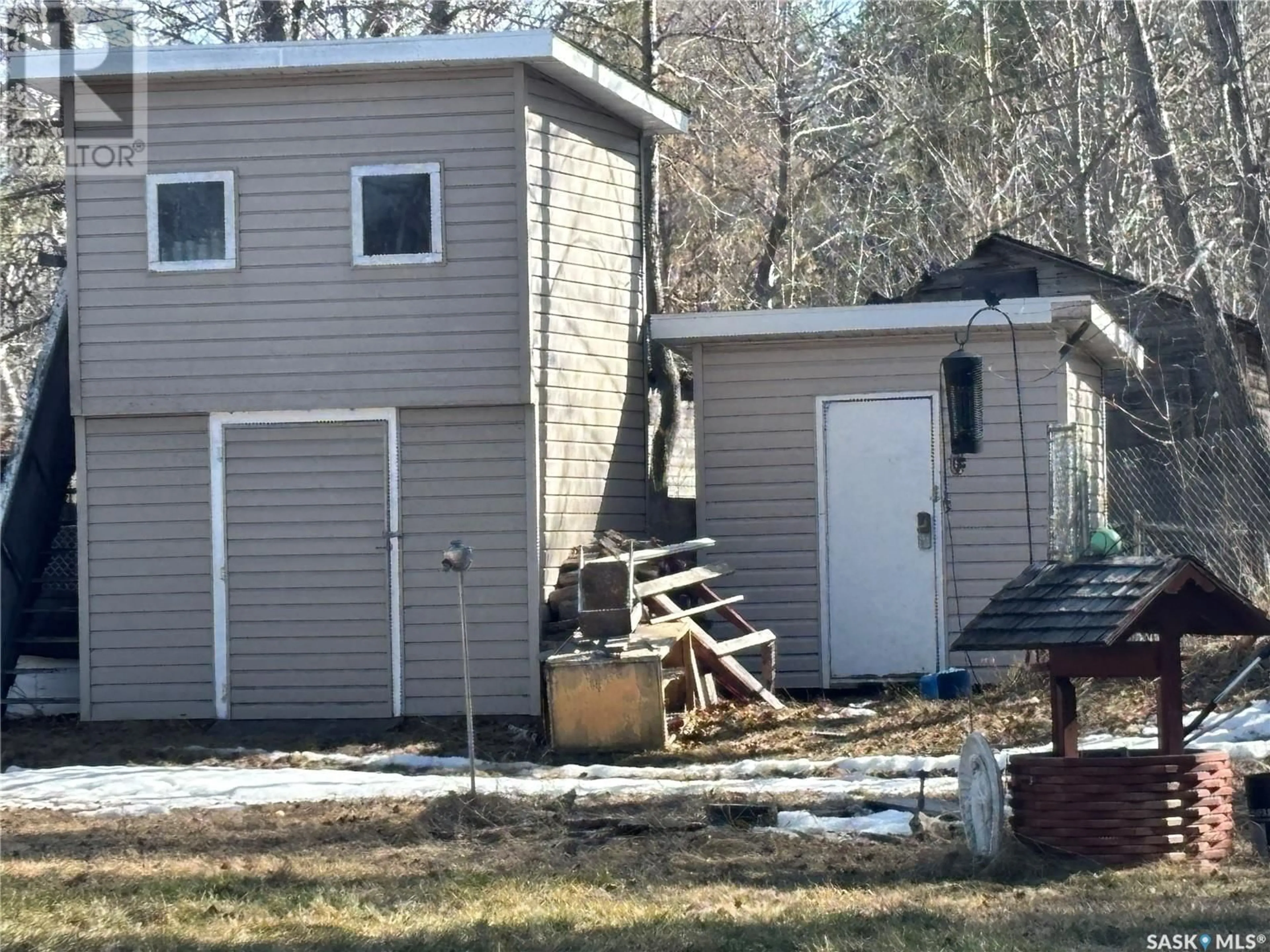 Shed for 401 15TH STREET NW, Prince Albert Saskatchewan S6V5R3