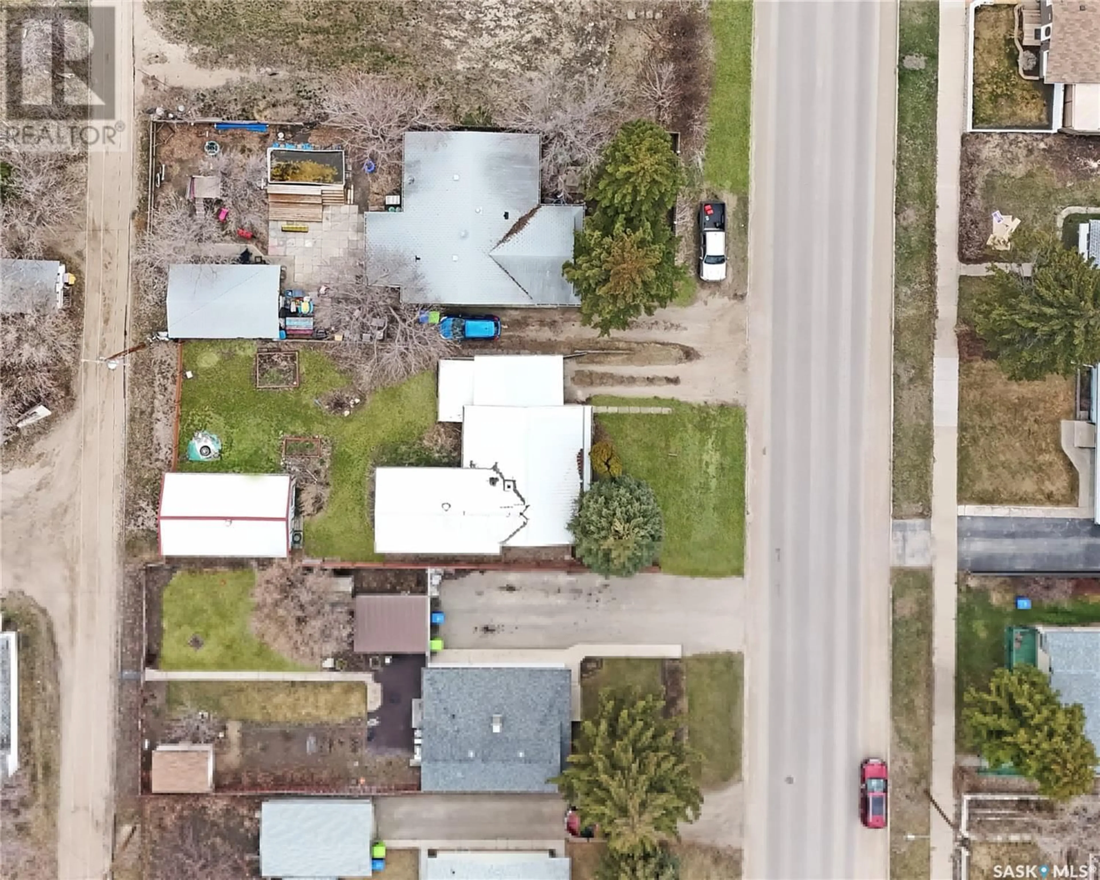 A pic from outside/outdoor area/front of a property/back of a property/a pic from drone, street for 255 BOUNDARY AVENUE, Fort Qu'Appelle Saskatchewan S0G1S0