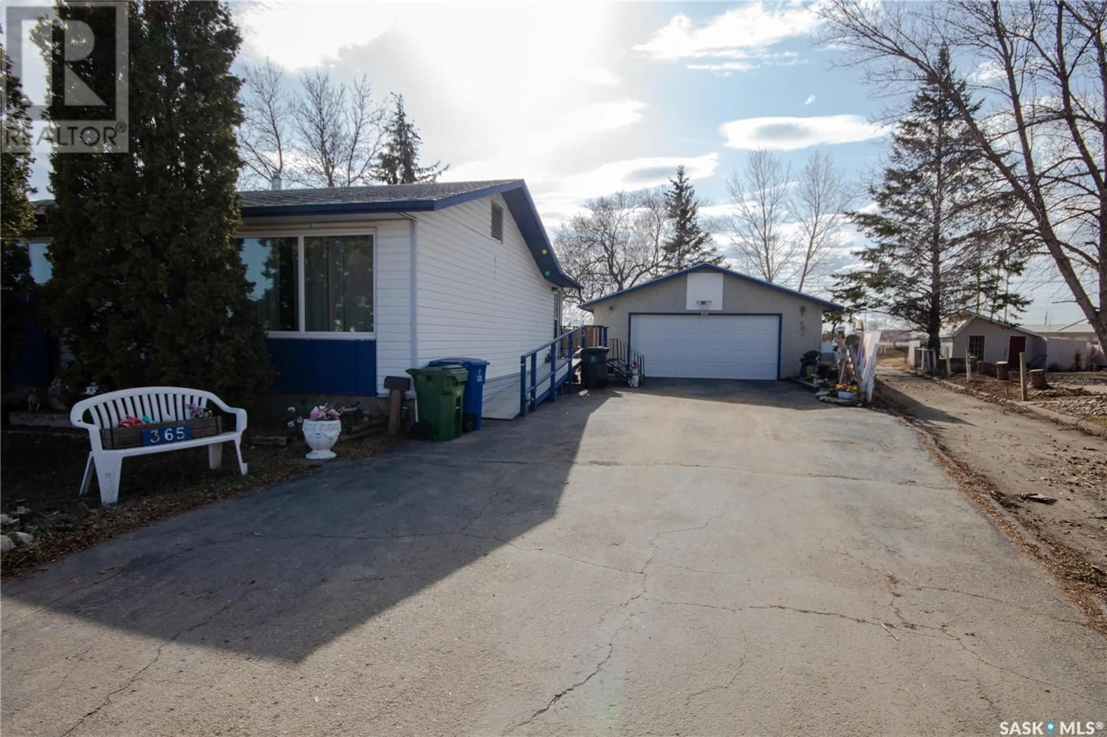 Unknown for CRESCENT - 365 3RD AVE, Battleford Saskatchewan S0M0E0