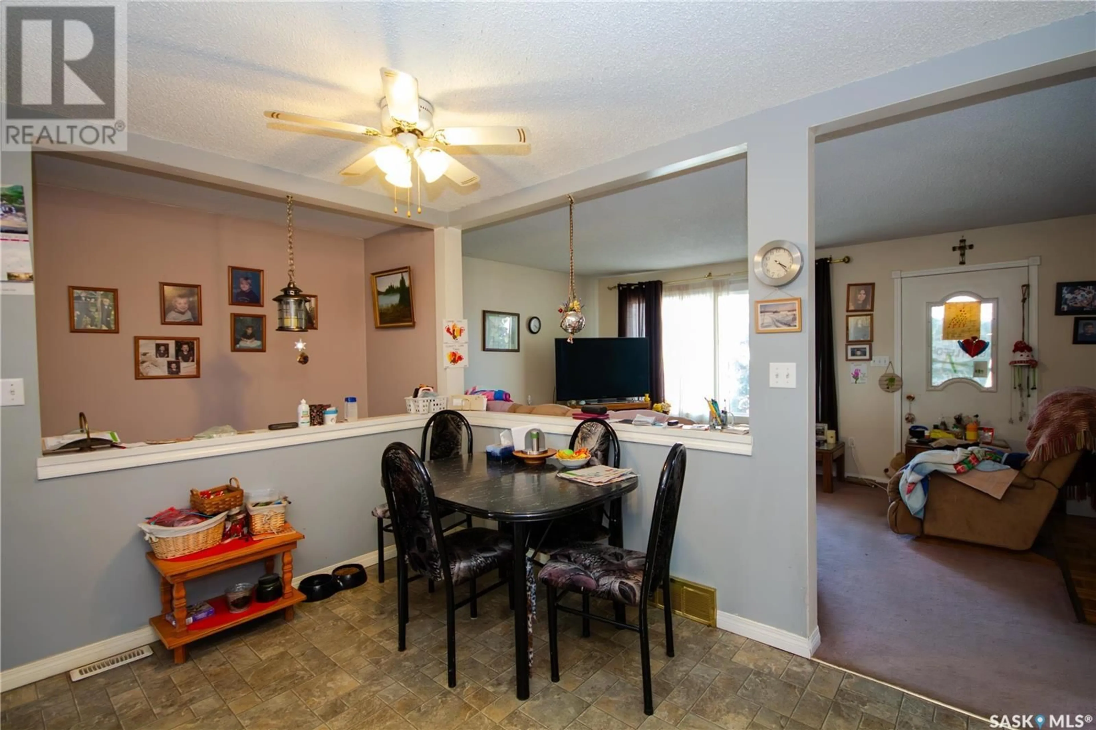 Dining room, ceramic/tile floor for CRESCENT - 365 3RD AVE, Battleford Saskatchewan S0M0E0
