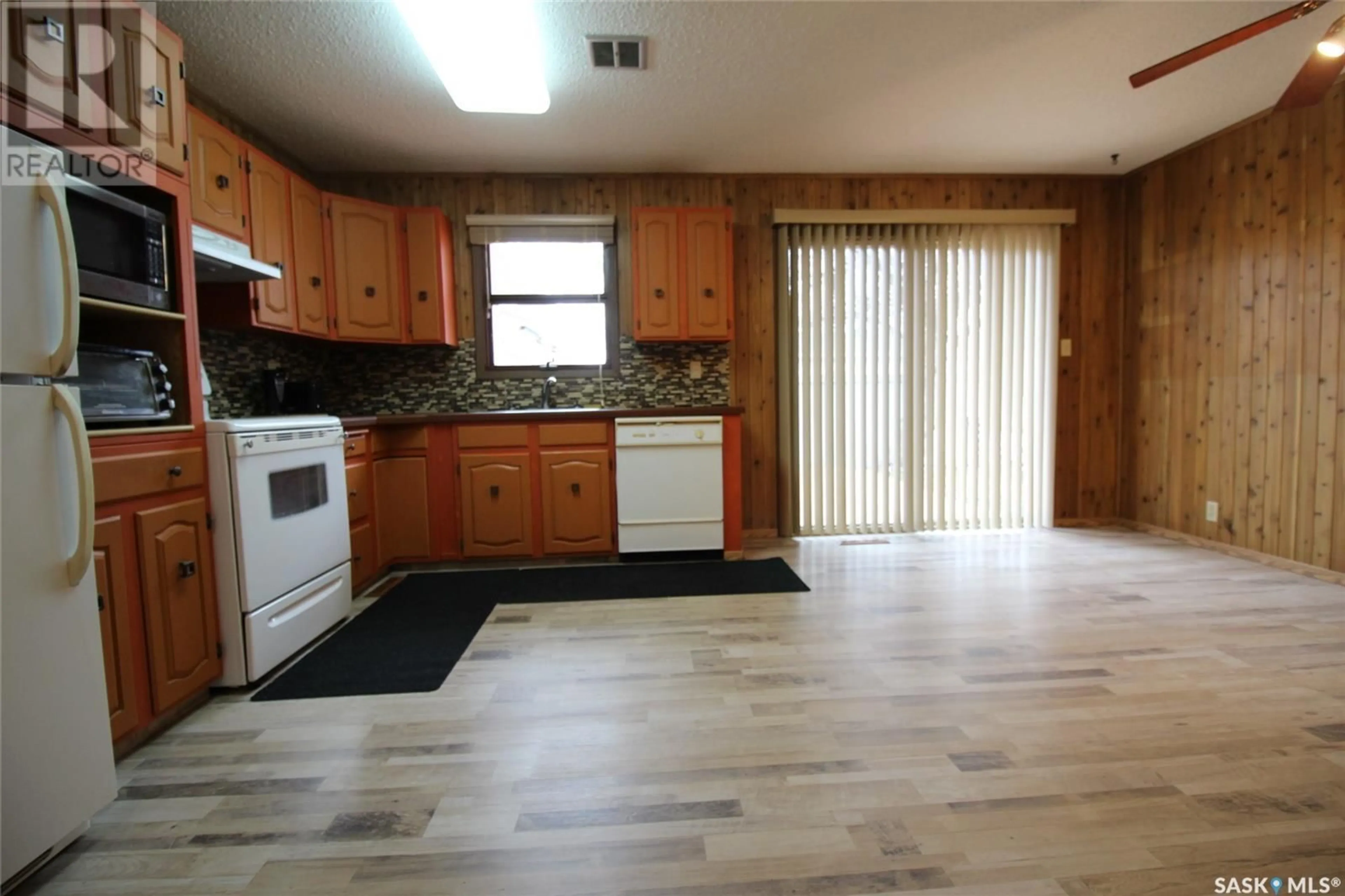Unknown for 602 9TH STREET, Shaunavon Saskatchewan S0N2M0