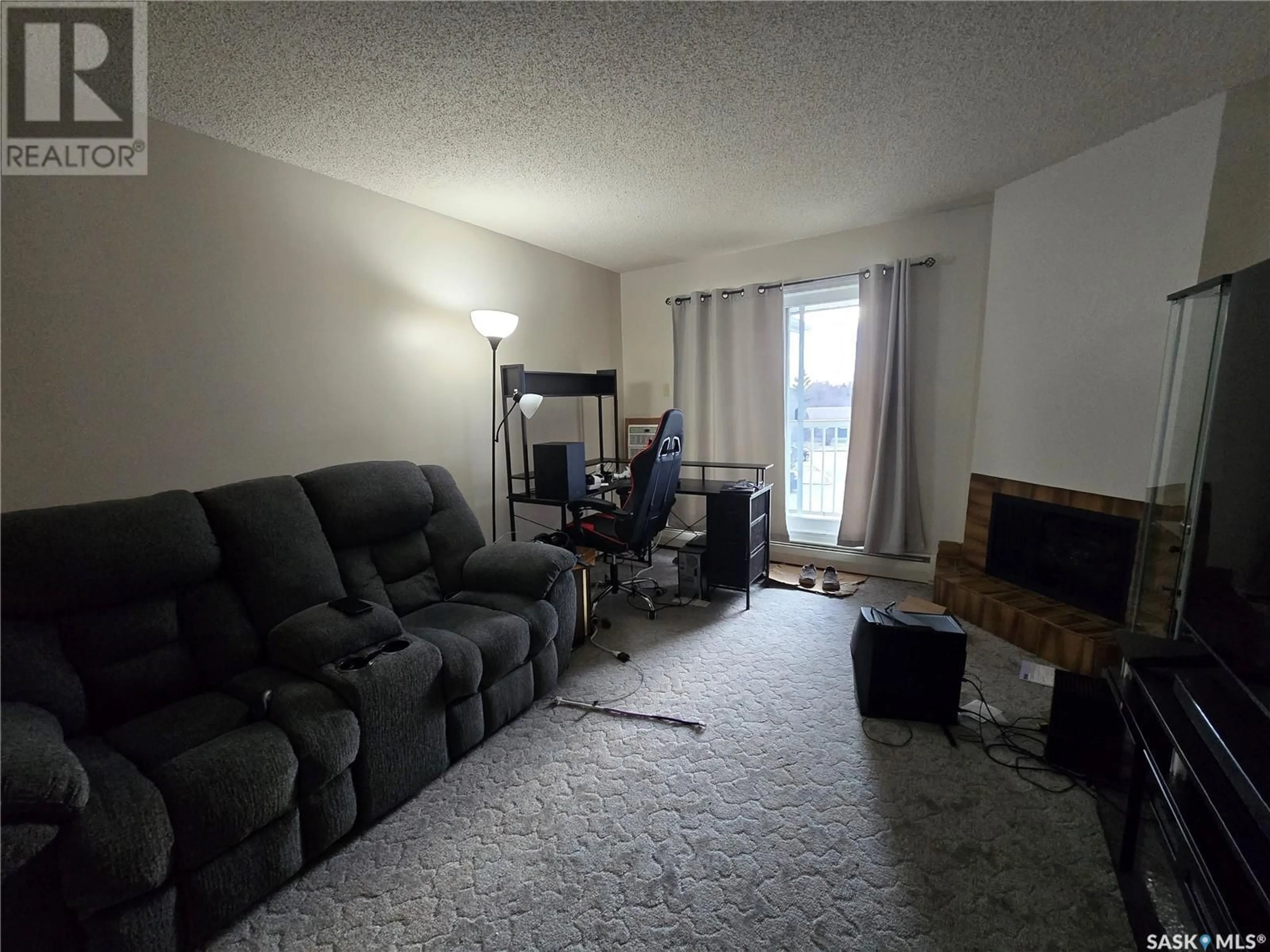 A pic of a room for 301 1822 EAGLESHAM AVENUE, Weyburn Saskatchewan S4H3A8