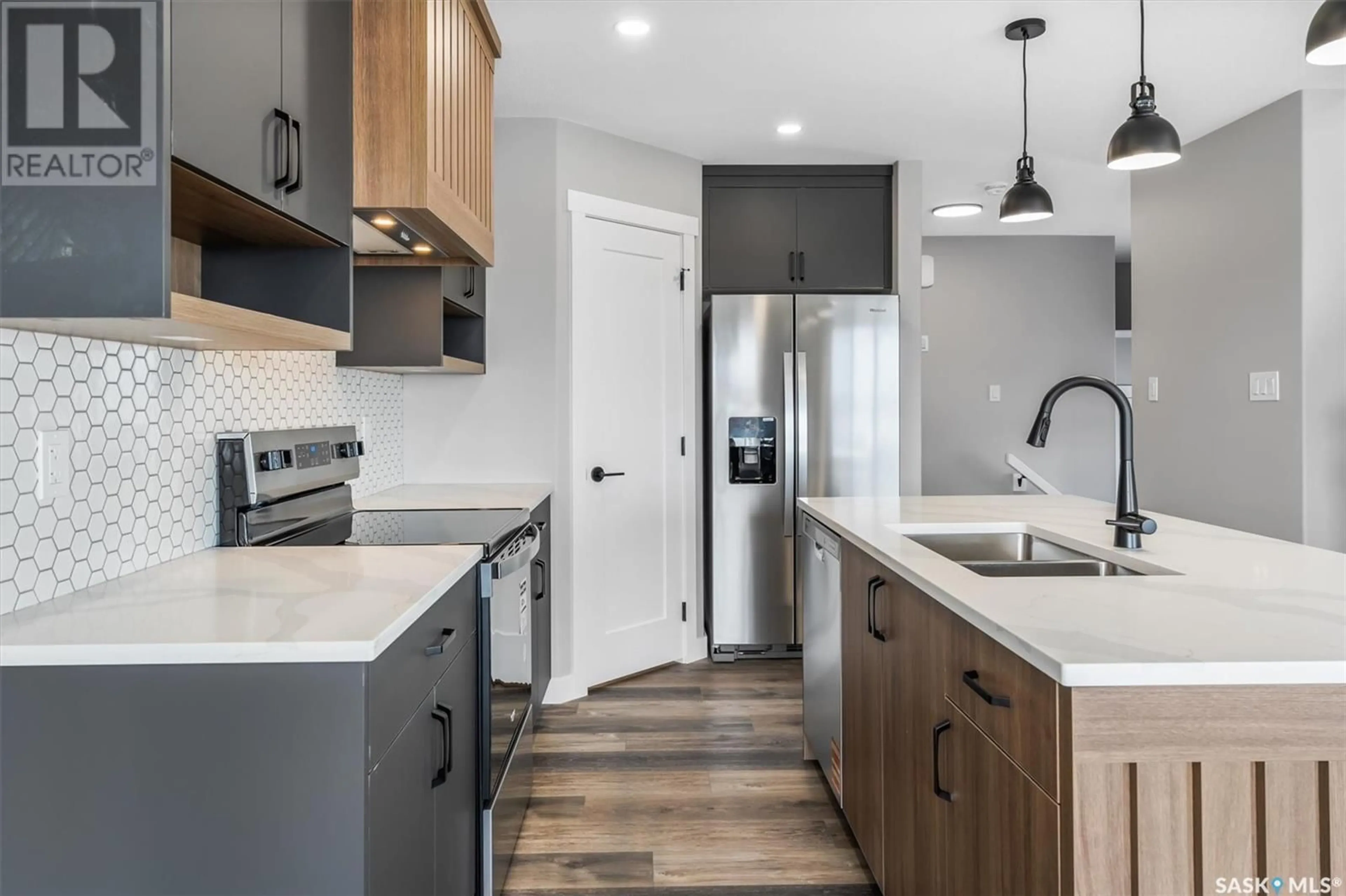 Open concept kitchen, unknown for 2969 WELBY WAY, Regina Saskatchewan S4V4A2