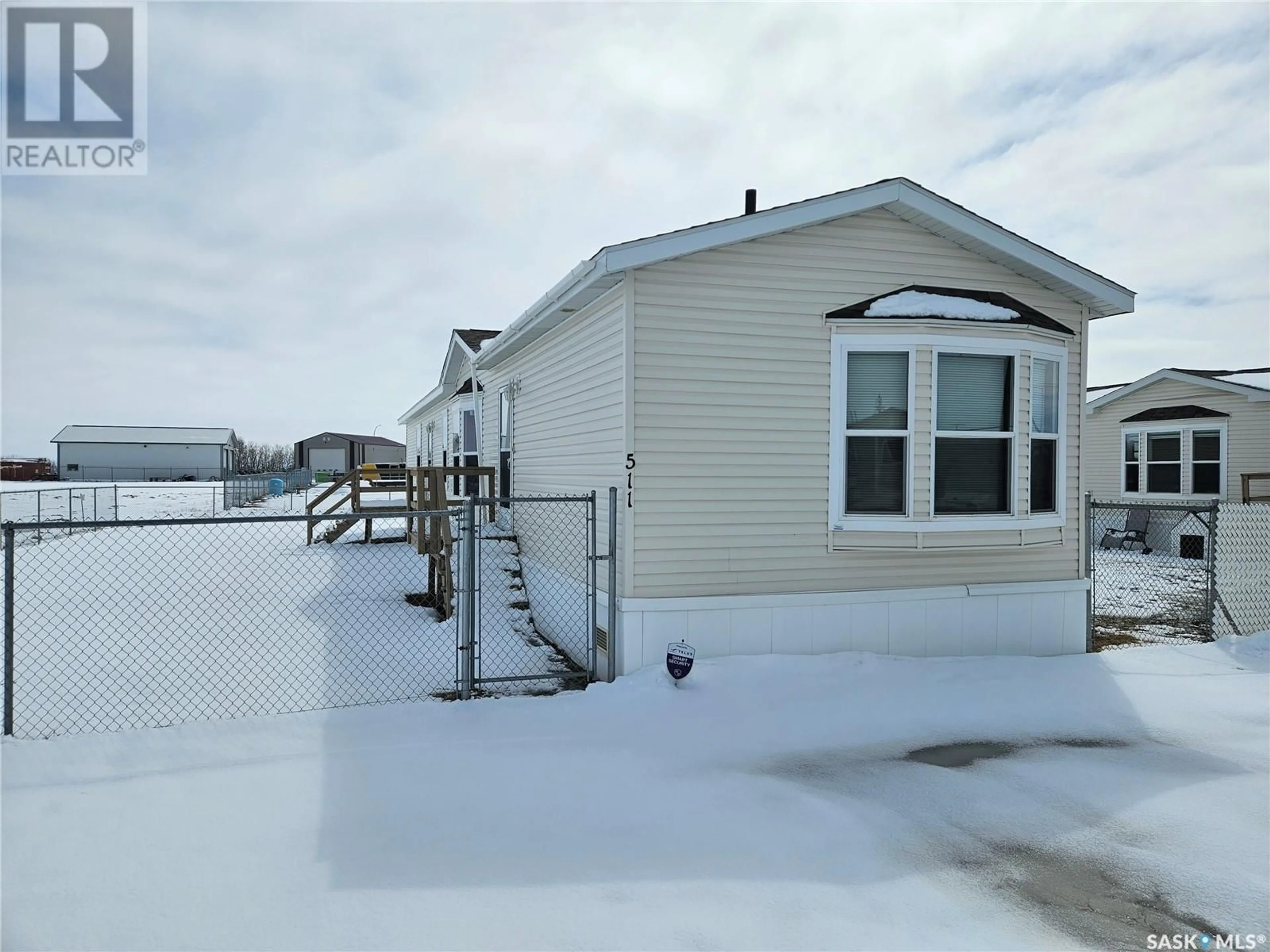 Home with vinyl exterior material, water/lake/river/ocean view for 511 STOCKTON AVENUE, Carlyle Saskatchewan S0C0R0