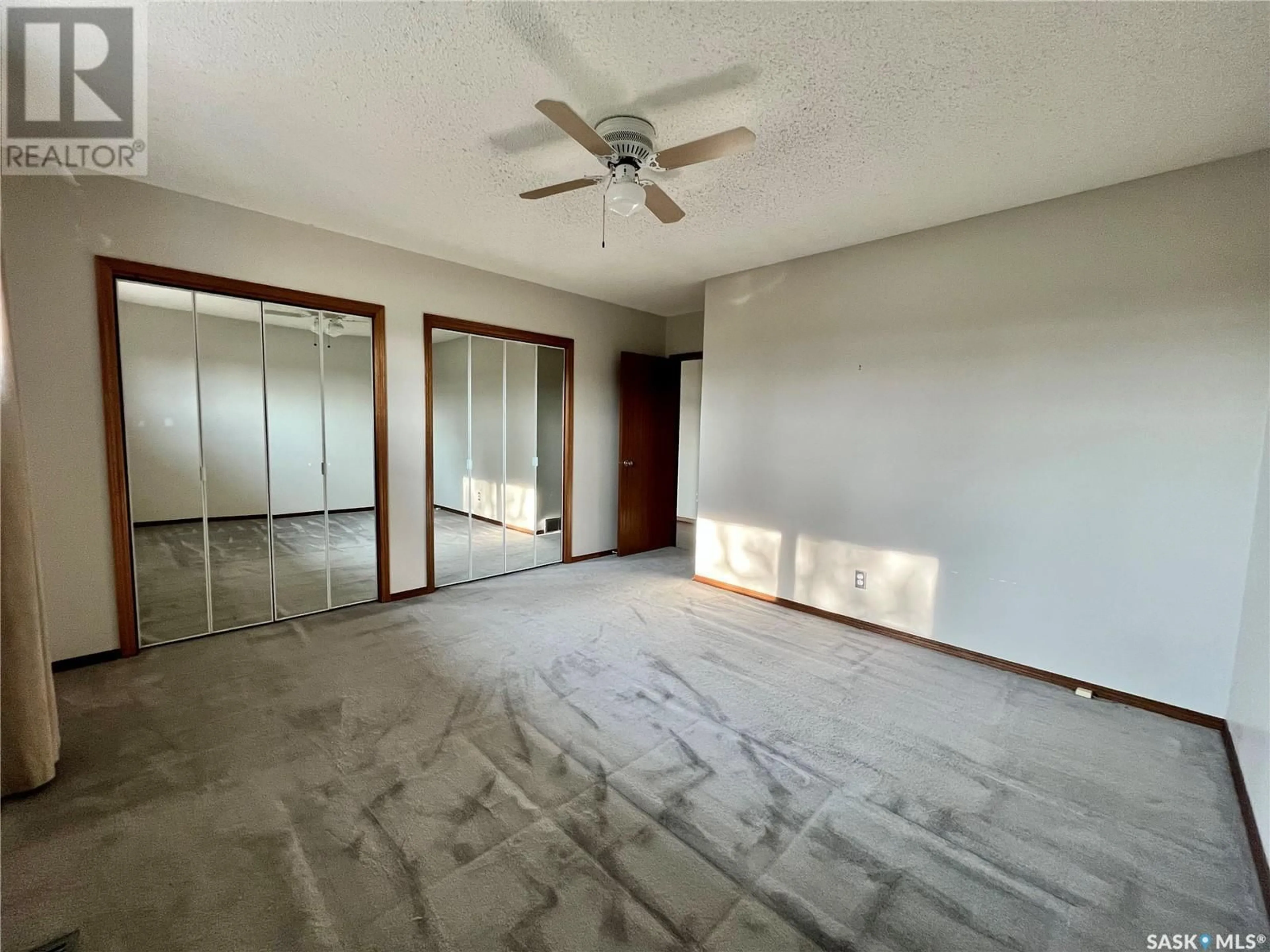 A pic of a room for 801 CENTRE STREET, Shaunavon Saskatchewan S0N2M0