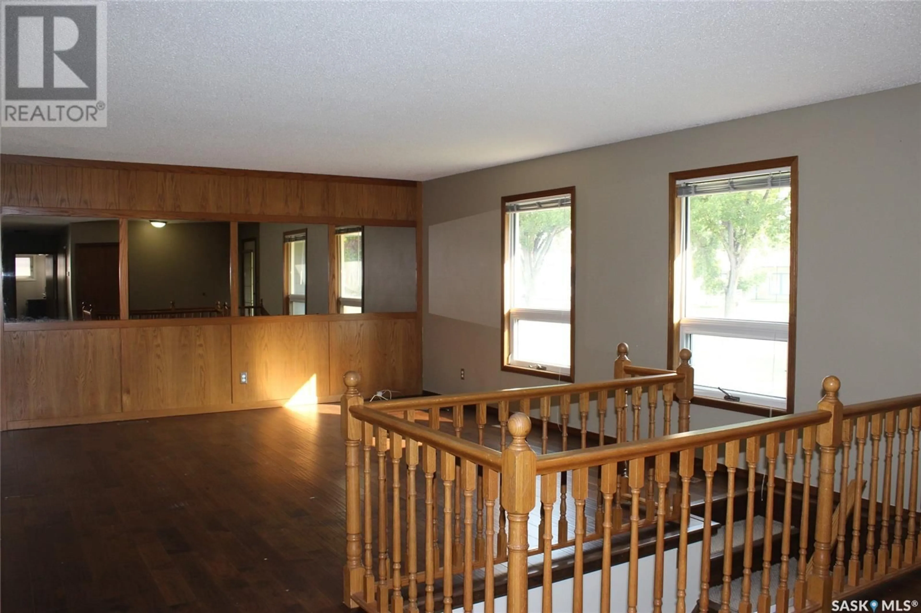 A pic of a room for 801 CENTRE STREET, Shaunavon Saskatchewan S0N2M0